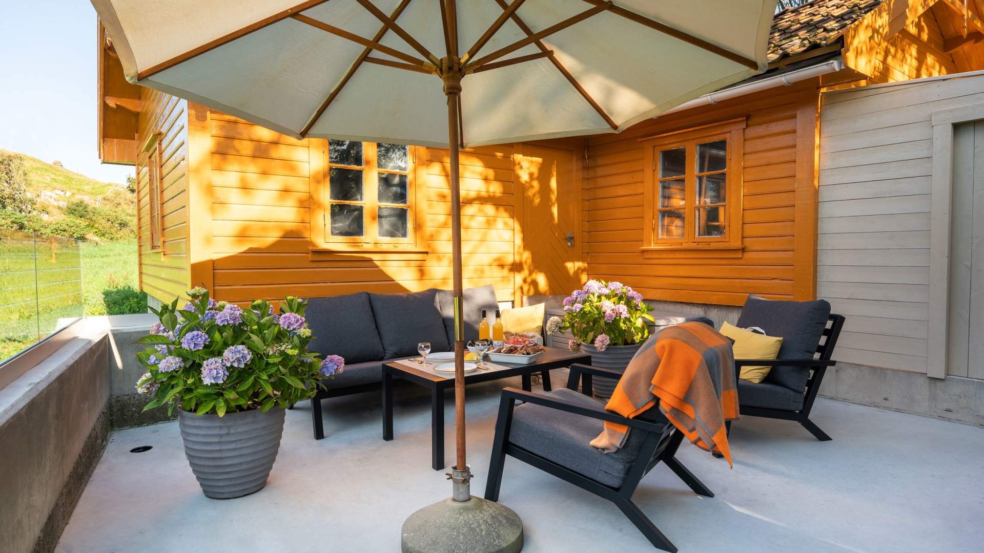 Herlig uteplass til å nyte øylivet