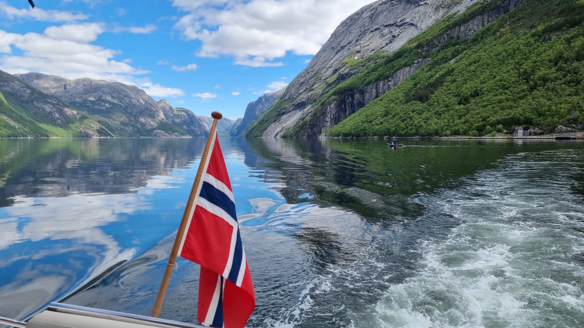 Cruise fra Barolo-yachten