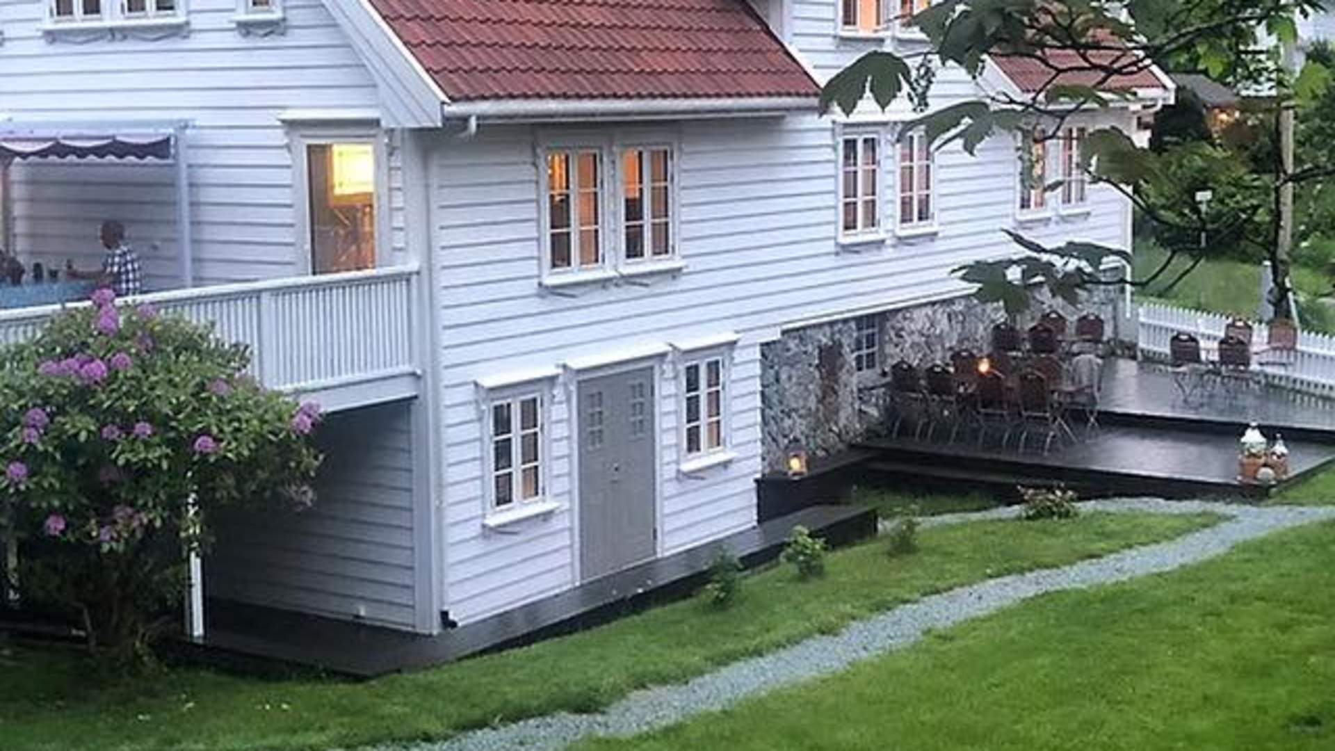 Kystoppleving frå Stord med matopplevelse på Gamleposten 5444