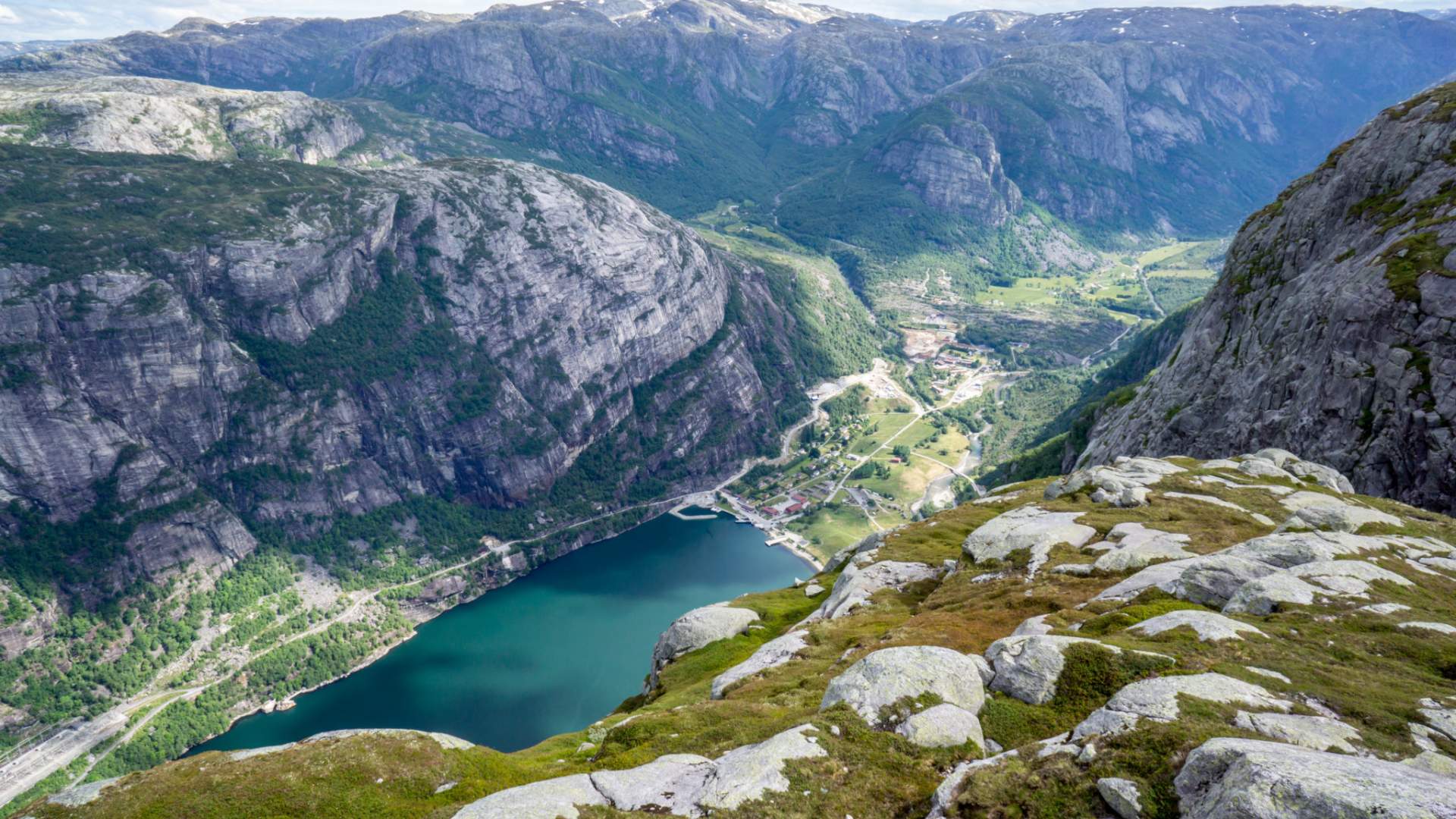 Kjerag Private Hike with Explore Lysefjorden