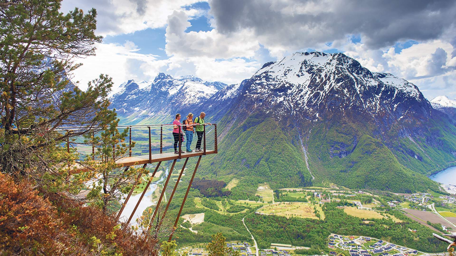 Rutebuss fra Kristiansund til Åndalsnes