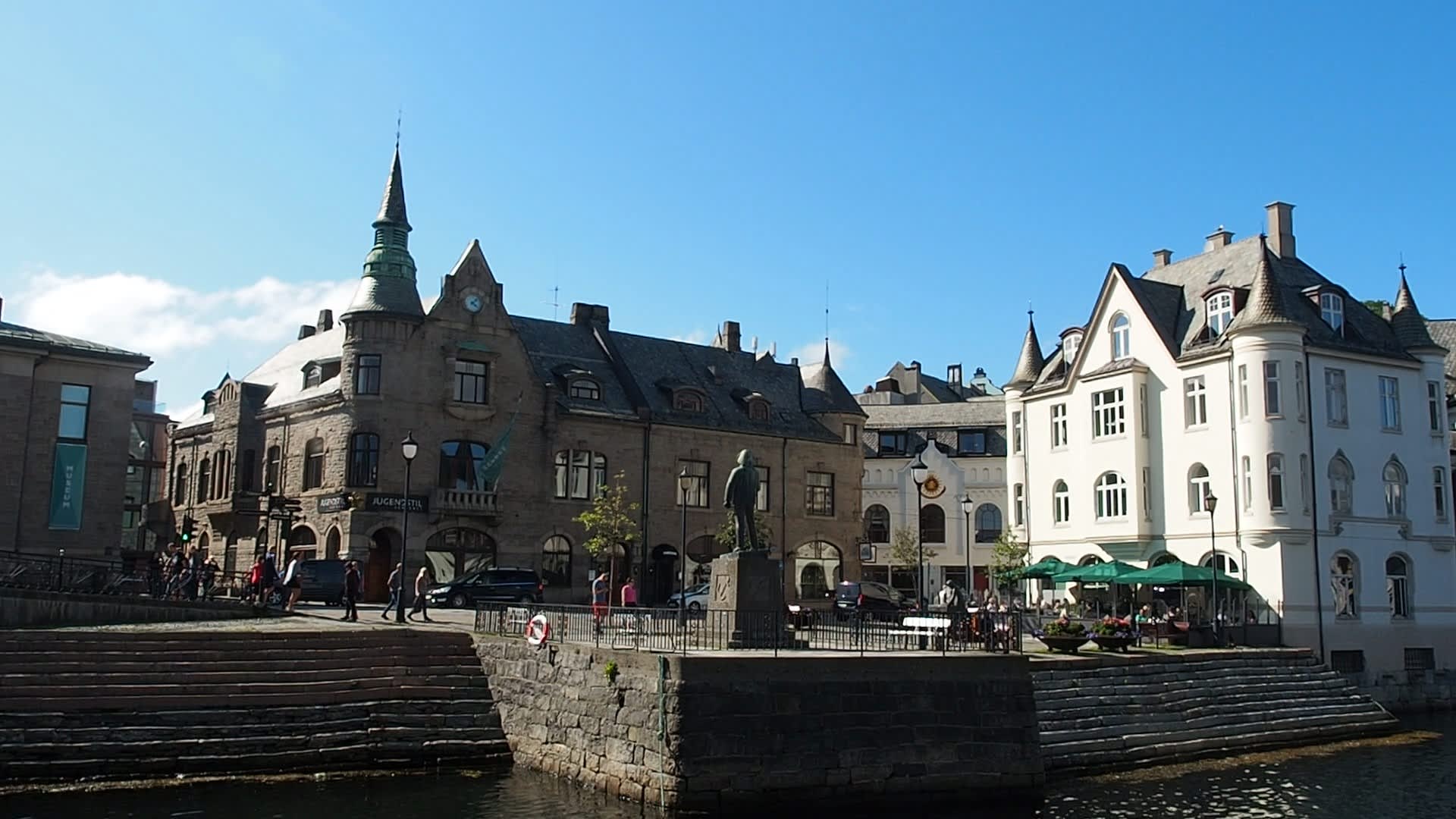 Stadtwanderung in Ålesund