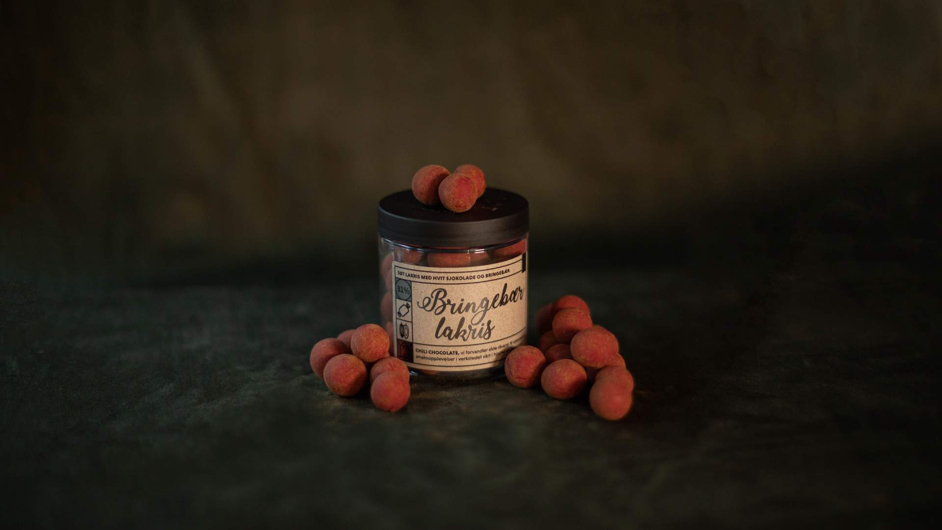 Sweet liquorice with a taste of white chocolate and raspberries