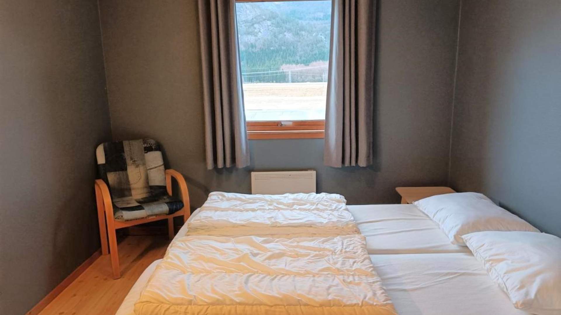 Stay at Fossanmoen Icelandic horse centre, close to the Lysefjord