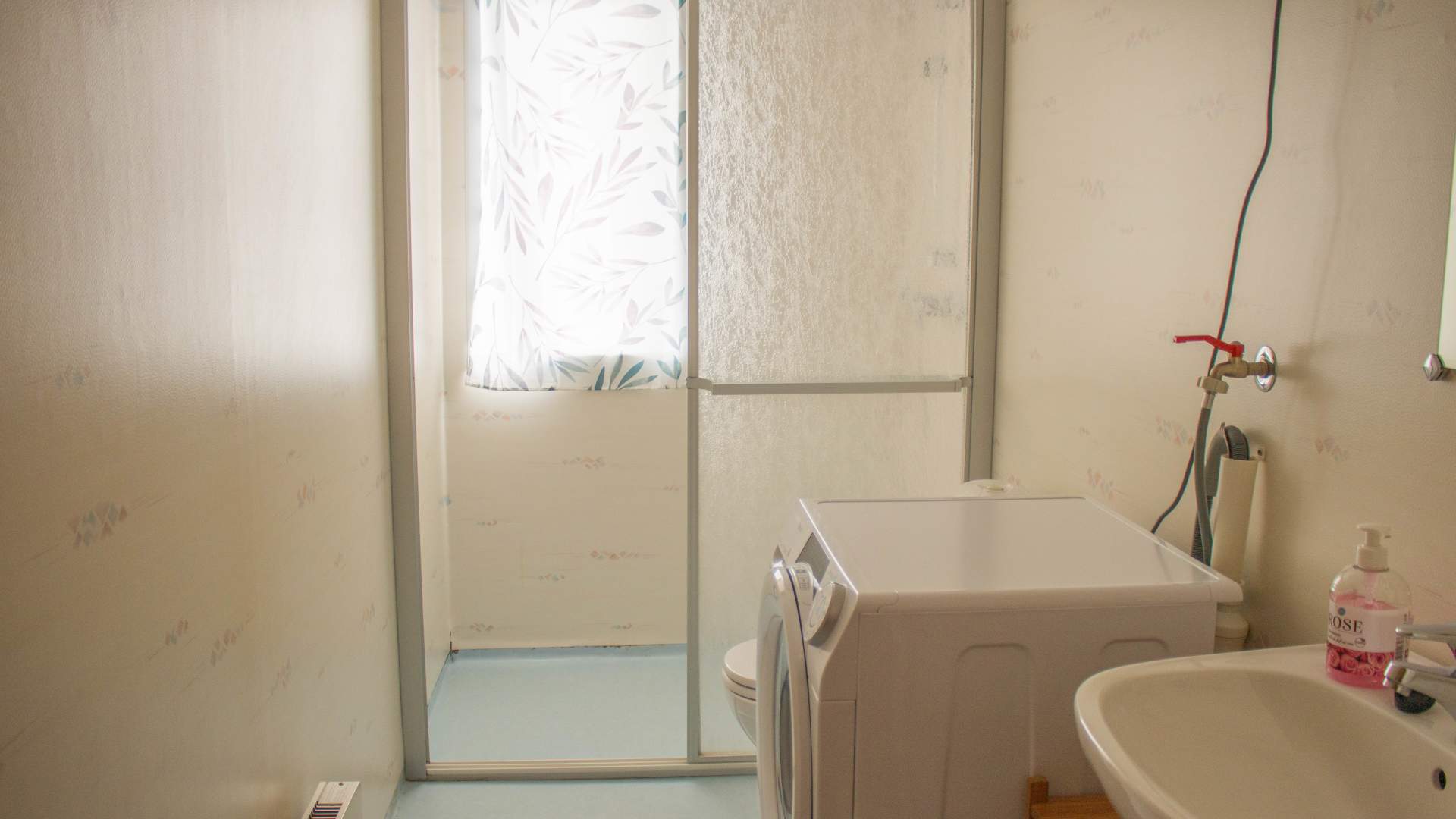 Stay at Fossanmoen Icelandic horse centre, close to the Lysefjord