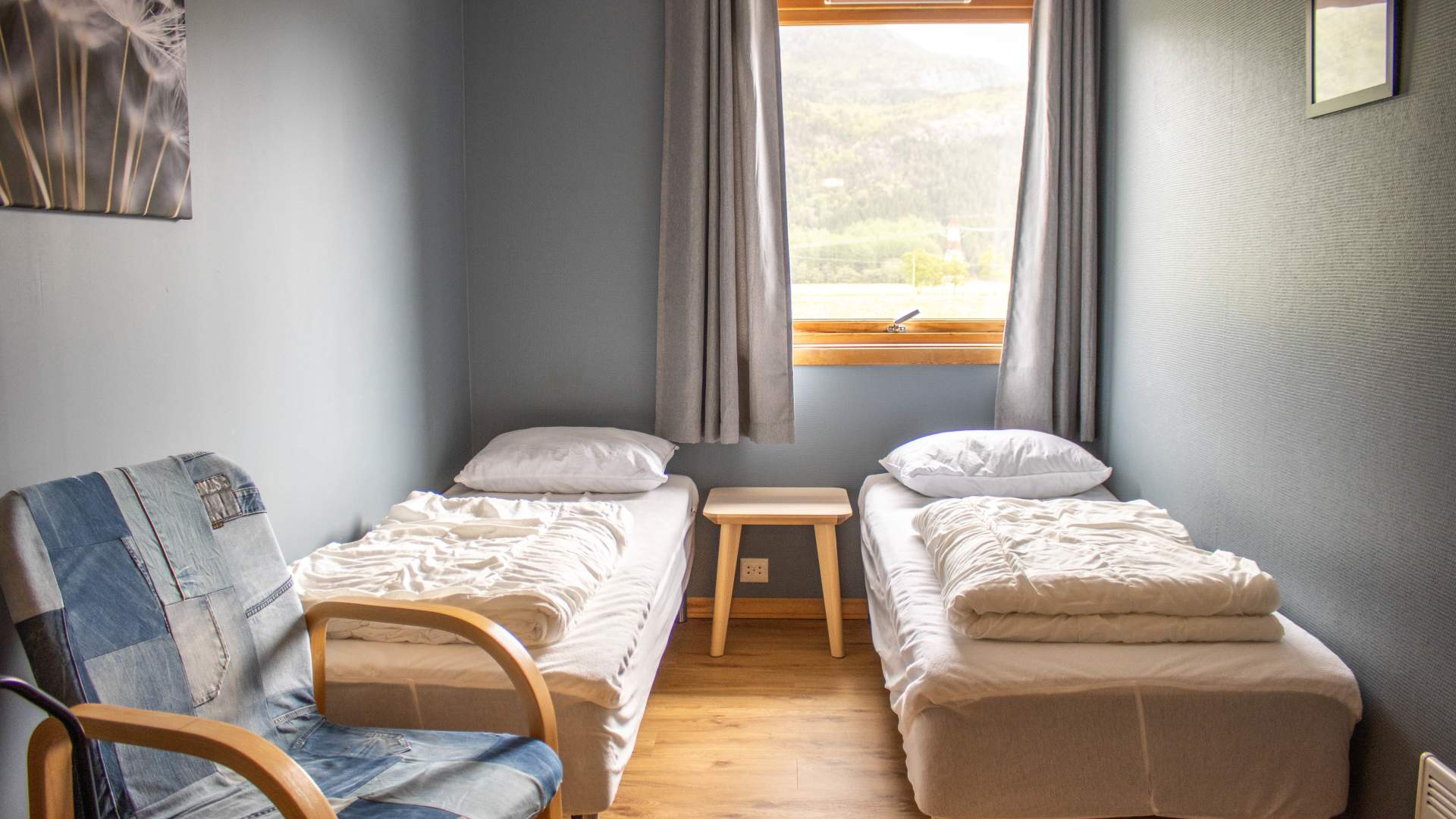 Stay at Fossanmoen Icelandic horse centre, close to the Lysefjord