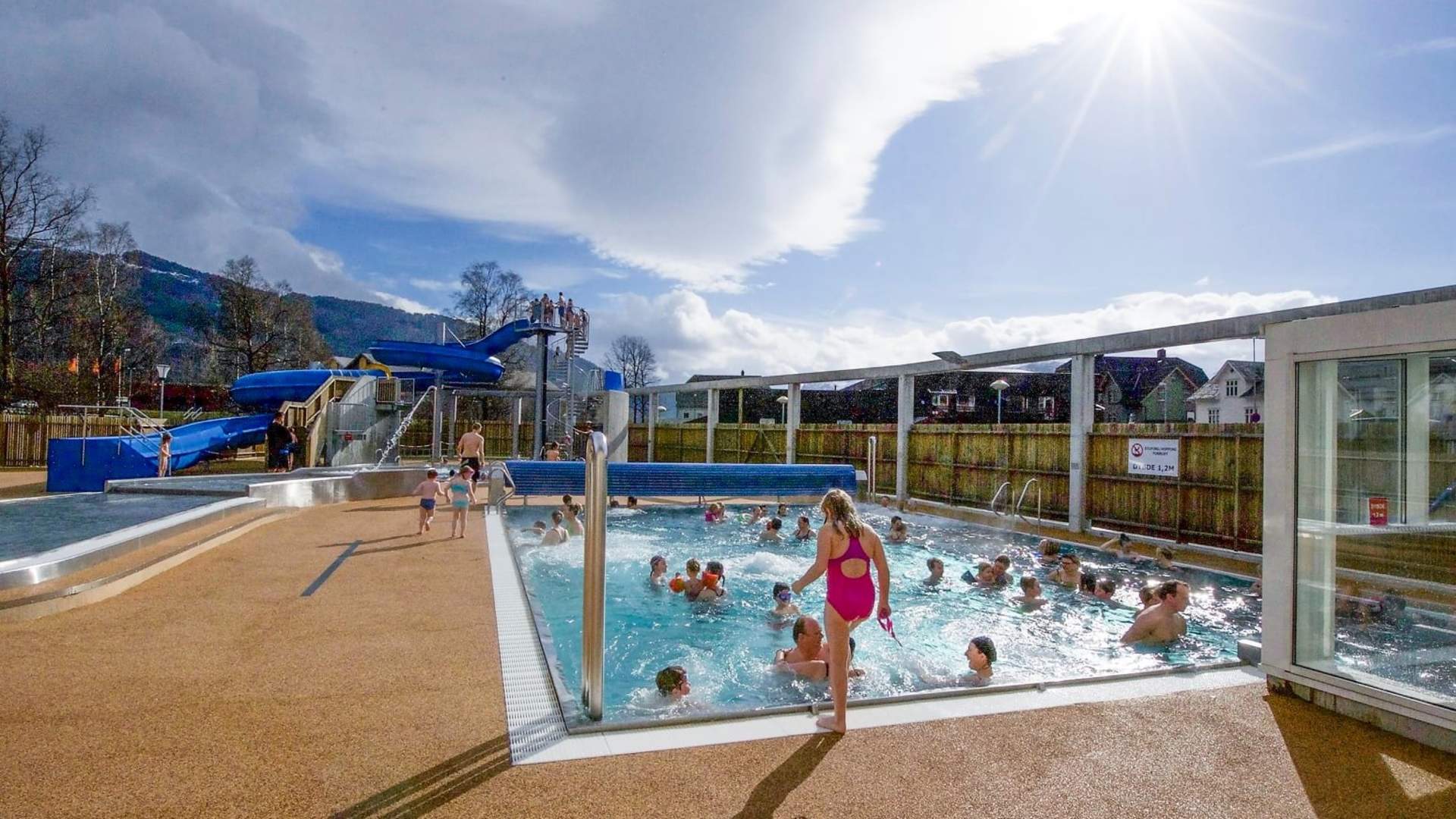 Saudahallen - sentrumsbadet i Sauda