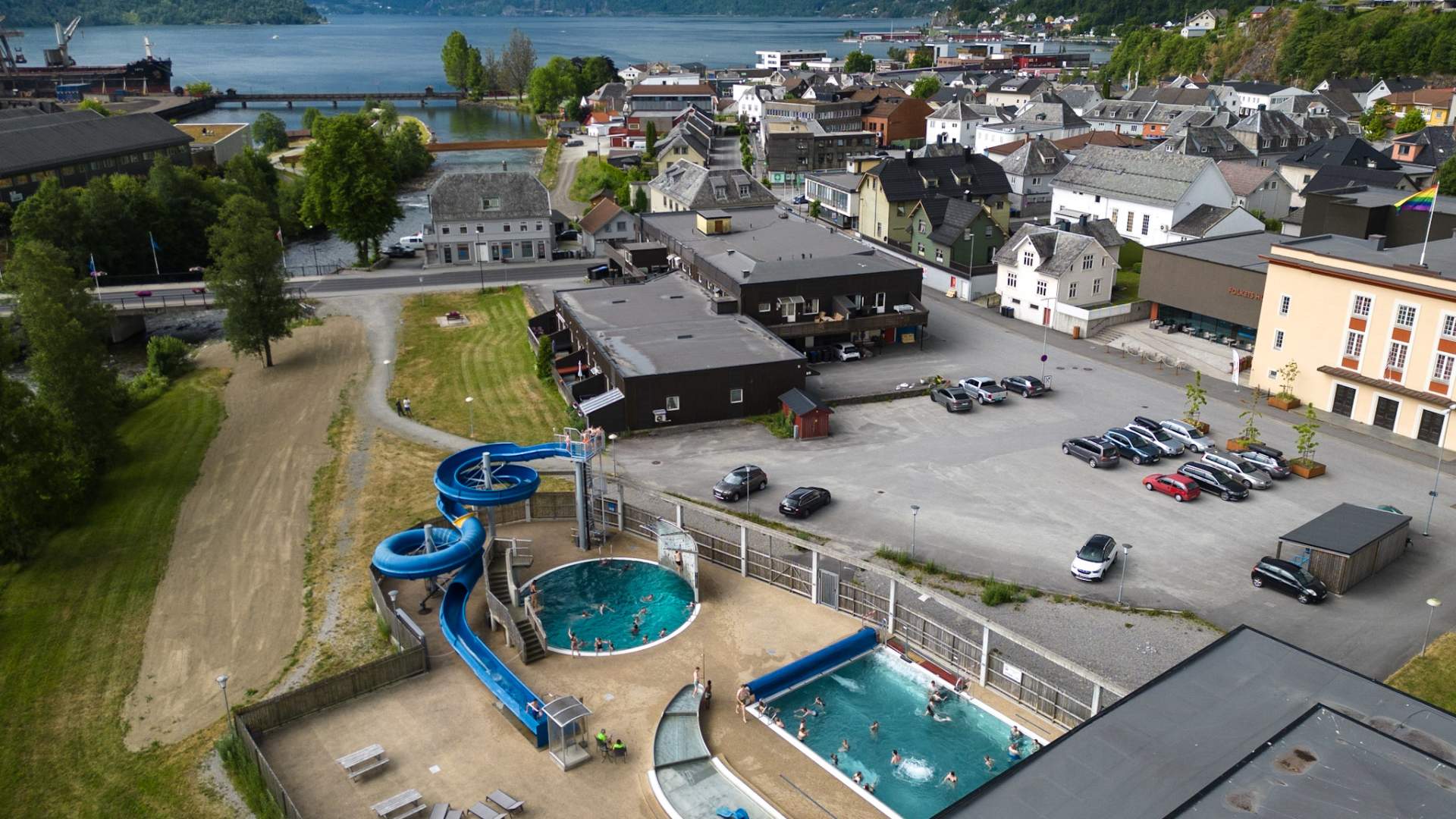 Saudahallen - sentrumsbadet i Sauda