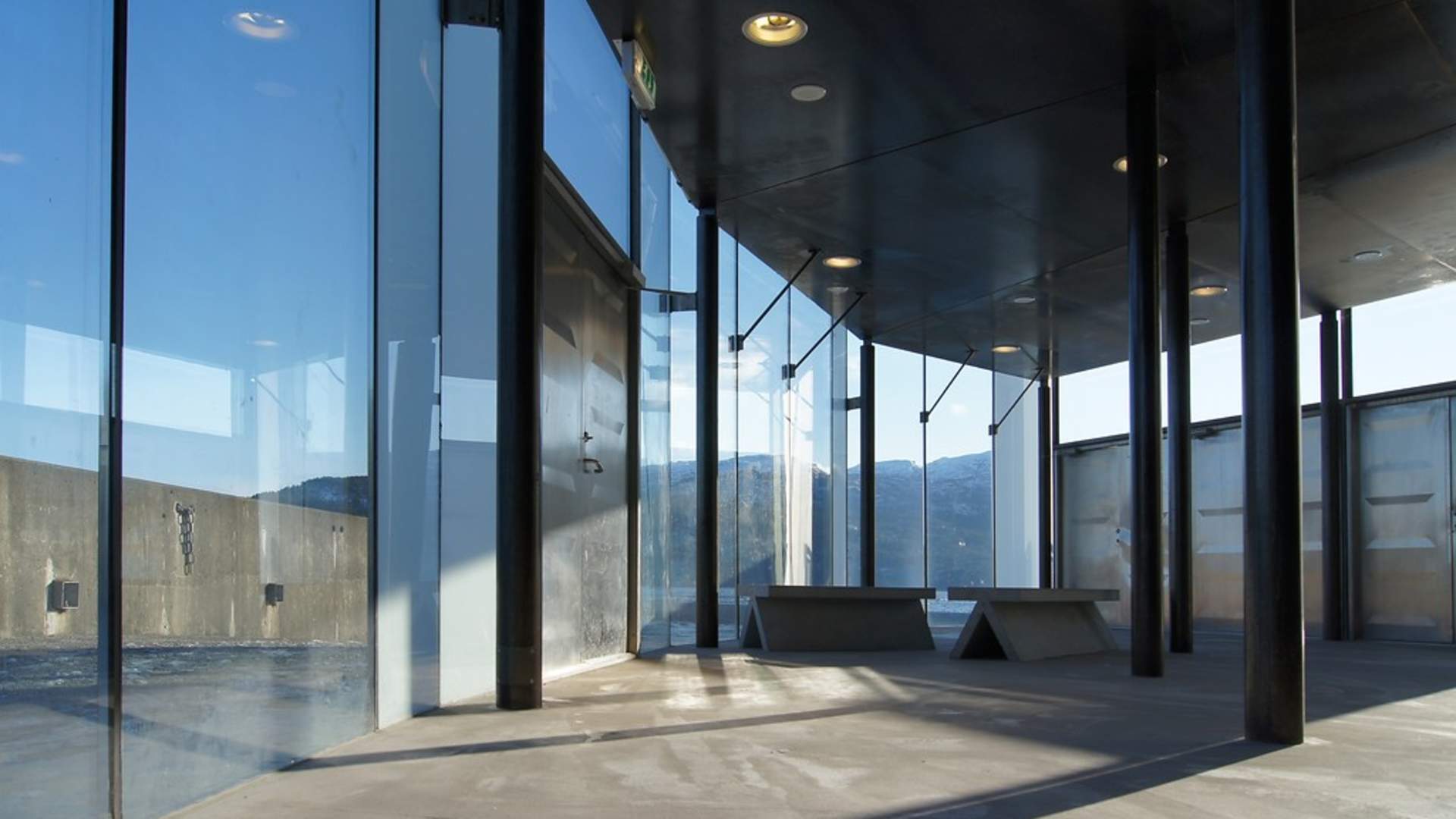 Venterommet (waiting room) and "the mushrooms" at Ropeid