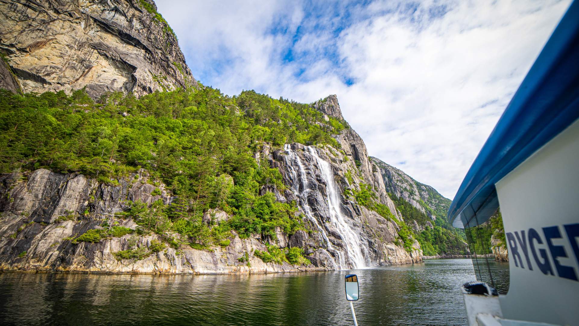 Fjord cruise to the Lysefjord and Preikestolen from Stavanger