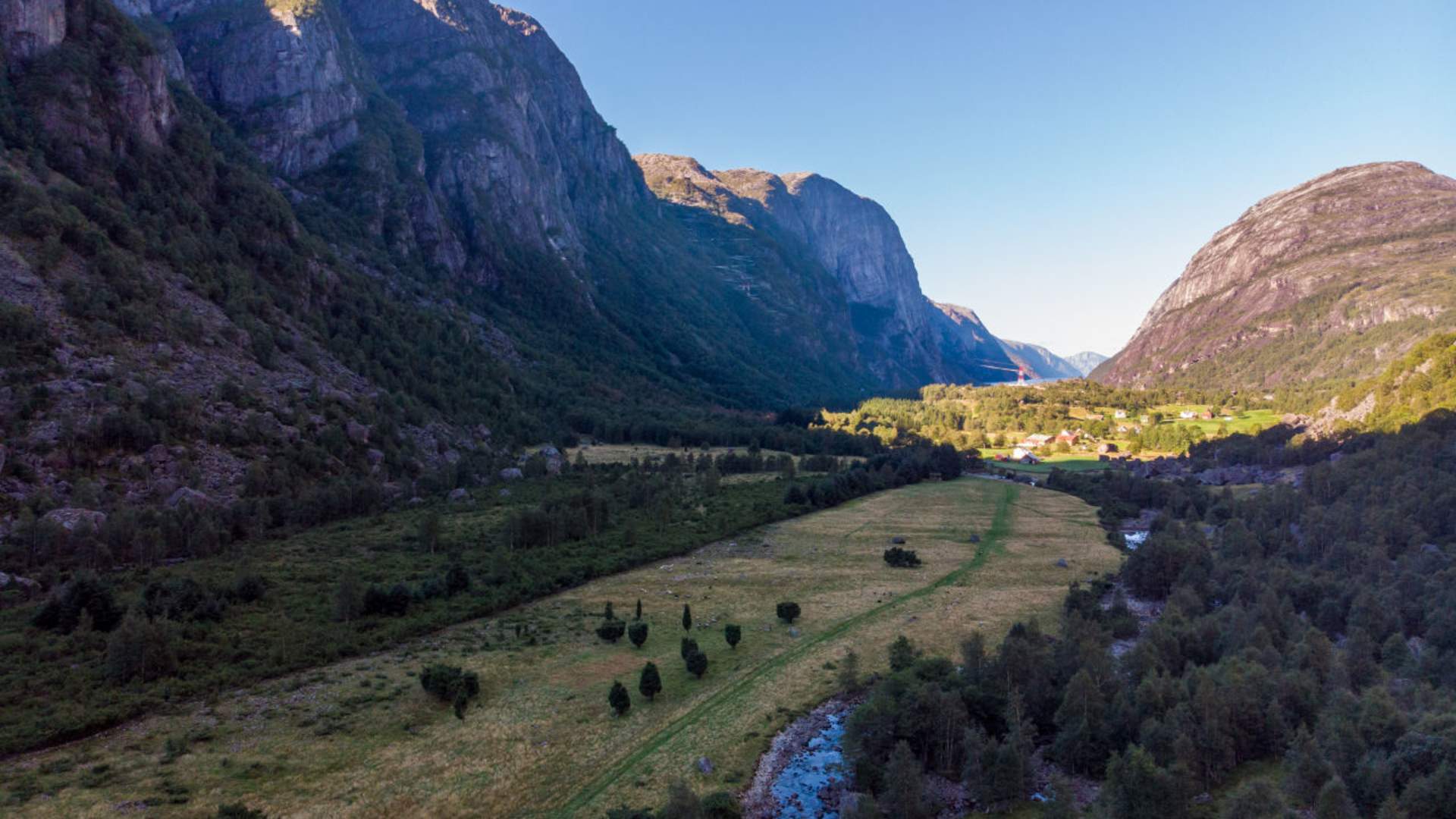 Hjøringsletta/Moen i Lysedalen