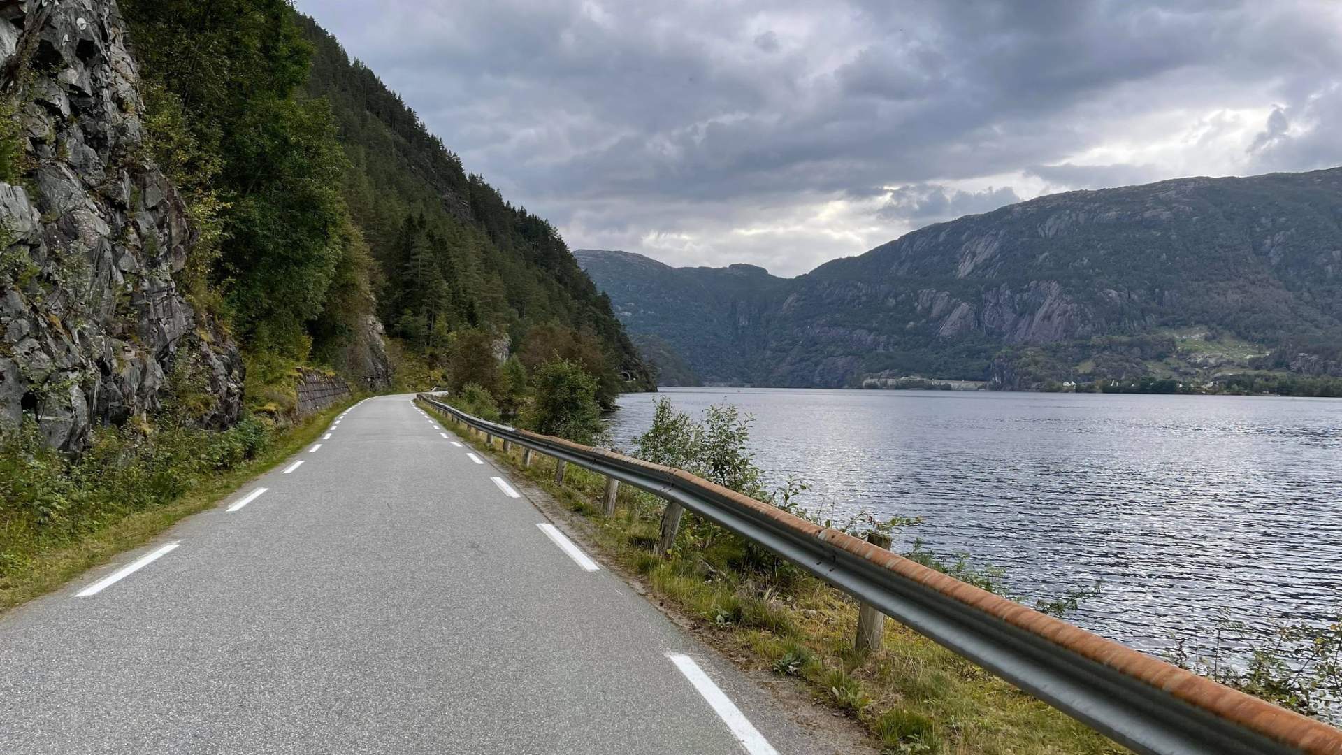 Fahrradtour von Nesflaten zum Mosvatnet in Suldal