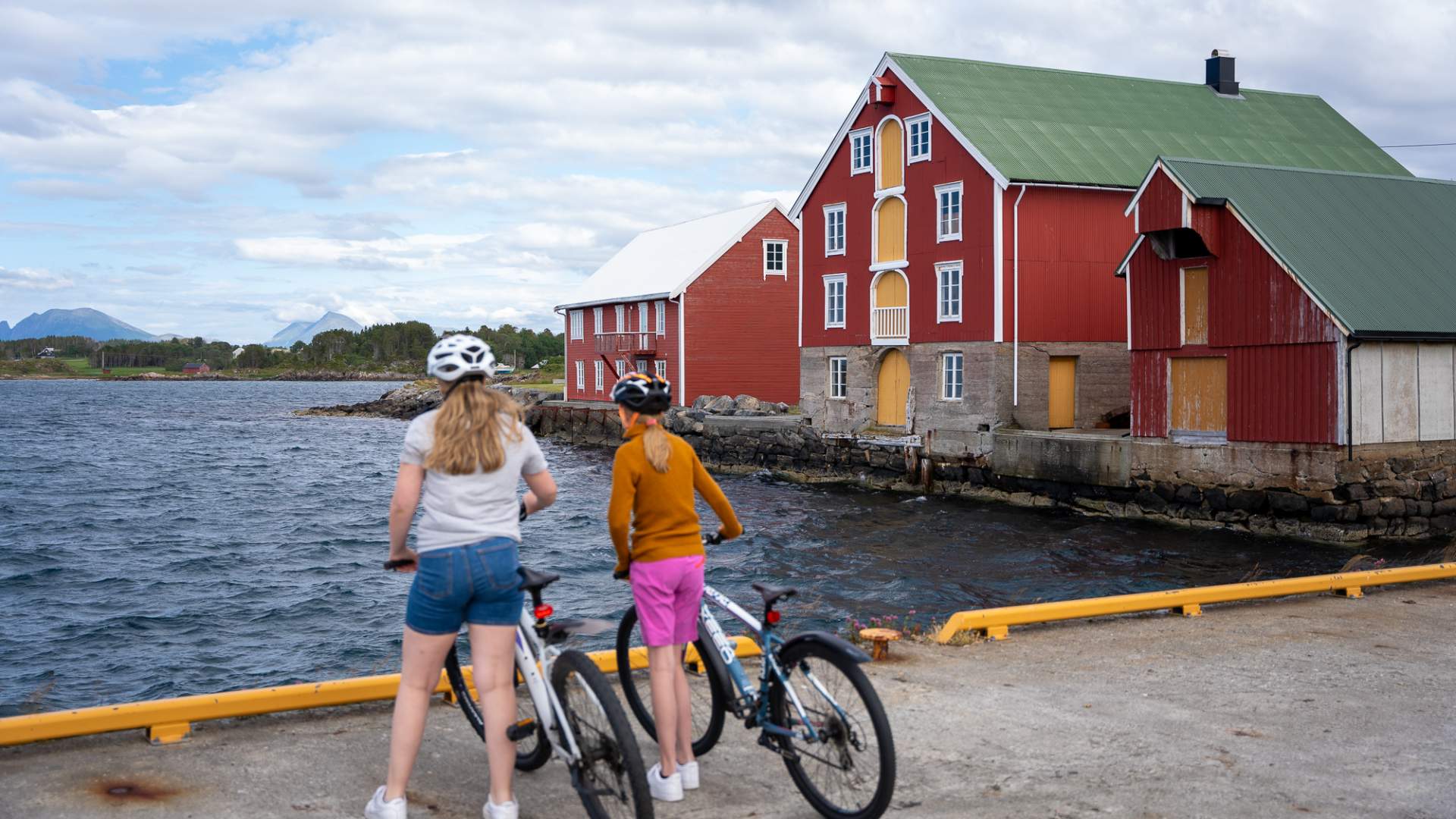 Fiskeværet Røssøyvågen