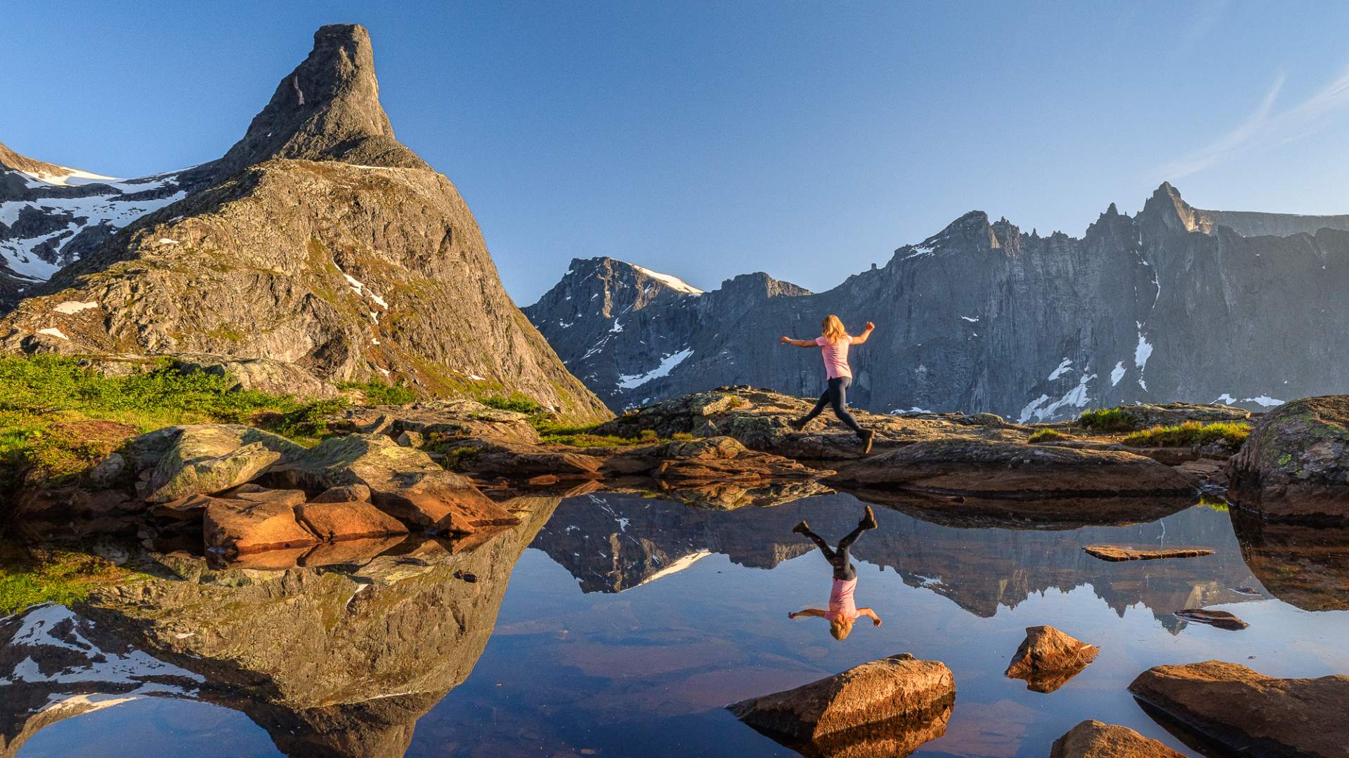 Der Berg Litlefjellet (790 M.ü.M)