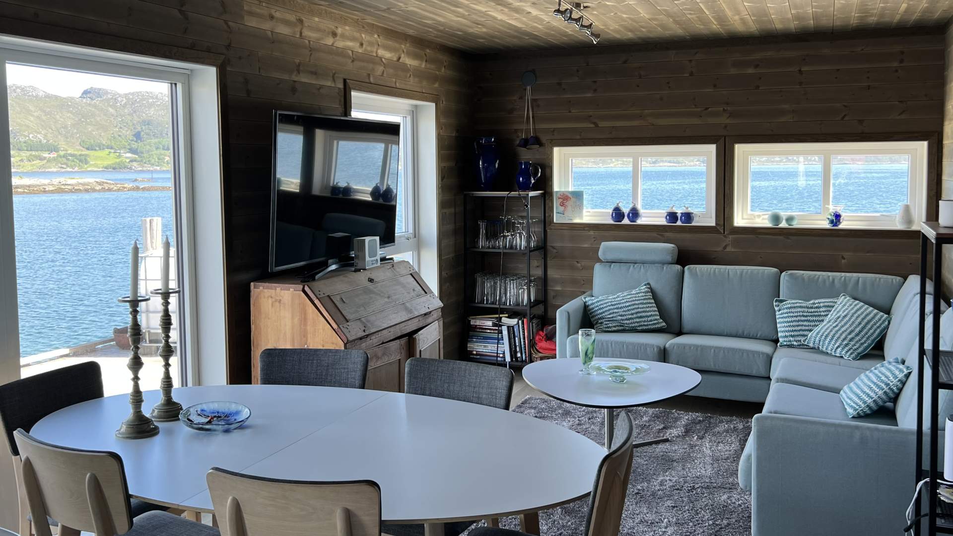 Nyt utsikta til havet frå stua på rorbua - Torvholmen