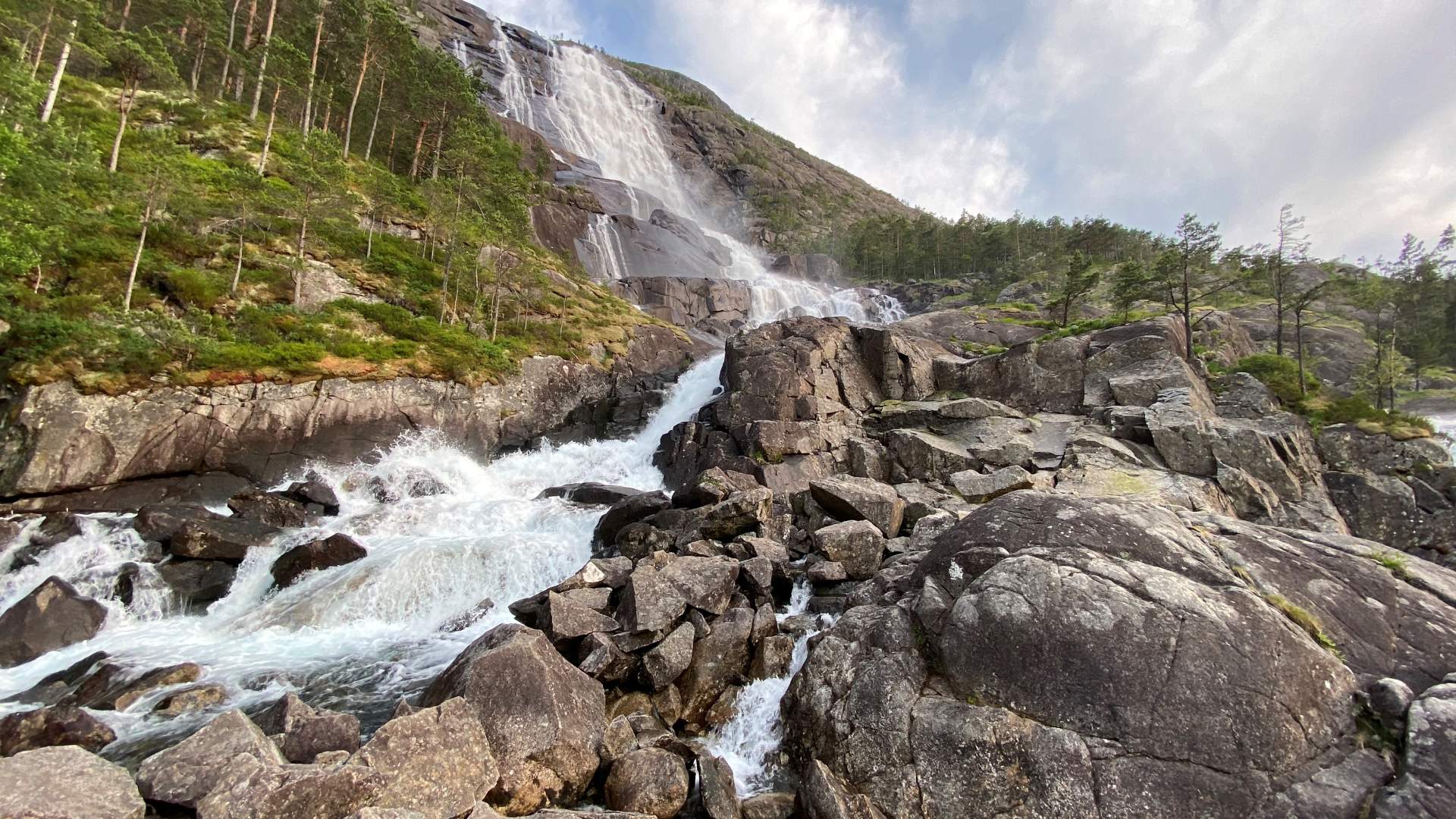 View from the main road looking at Langfoss