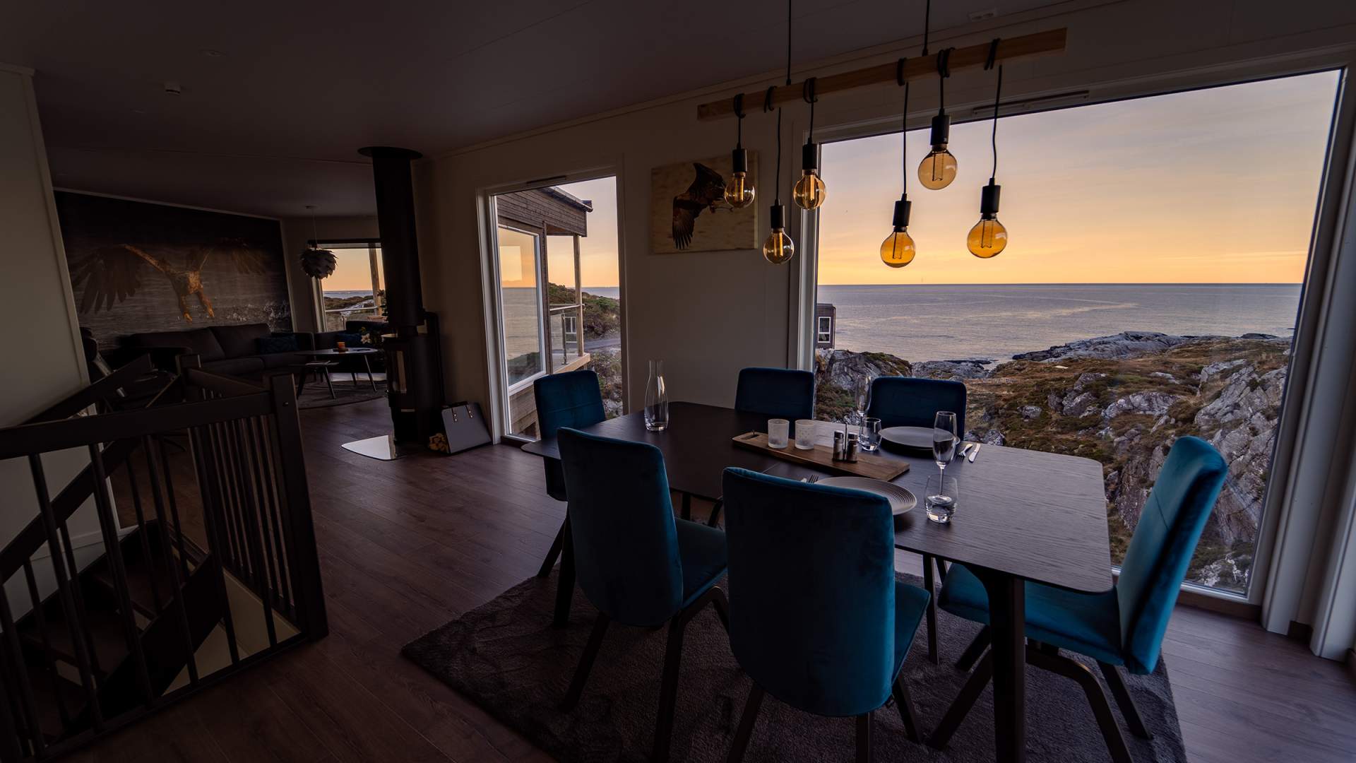 Utsikt mot havet fra en av hyttene på Runde Panorama