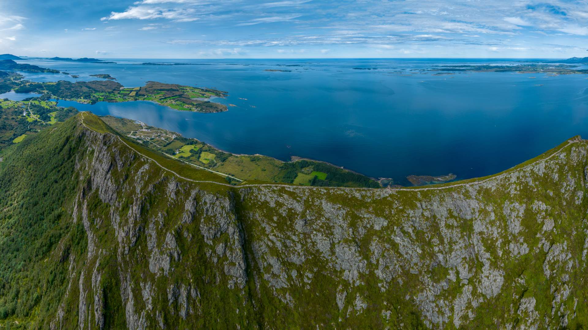 Midsundtrappene - Rørsethornet - One of the worlds longest stone staircase