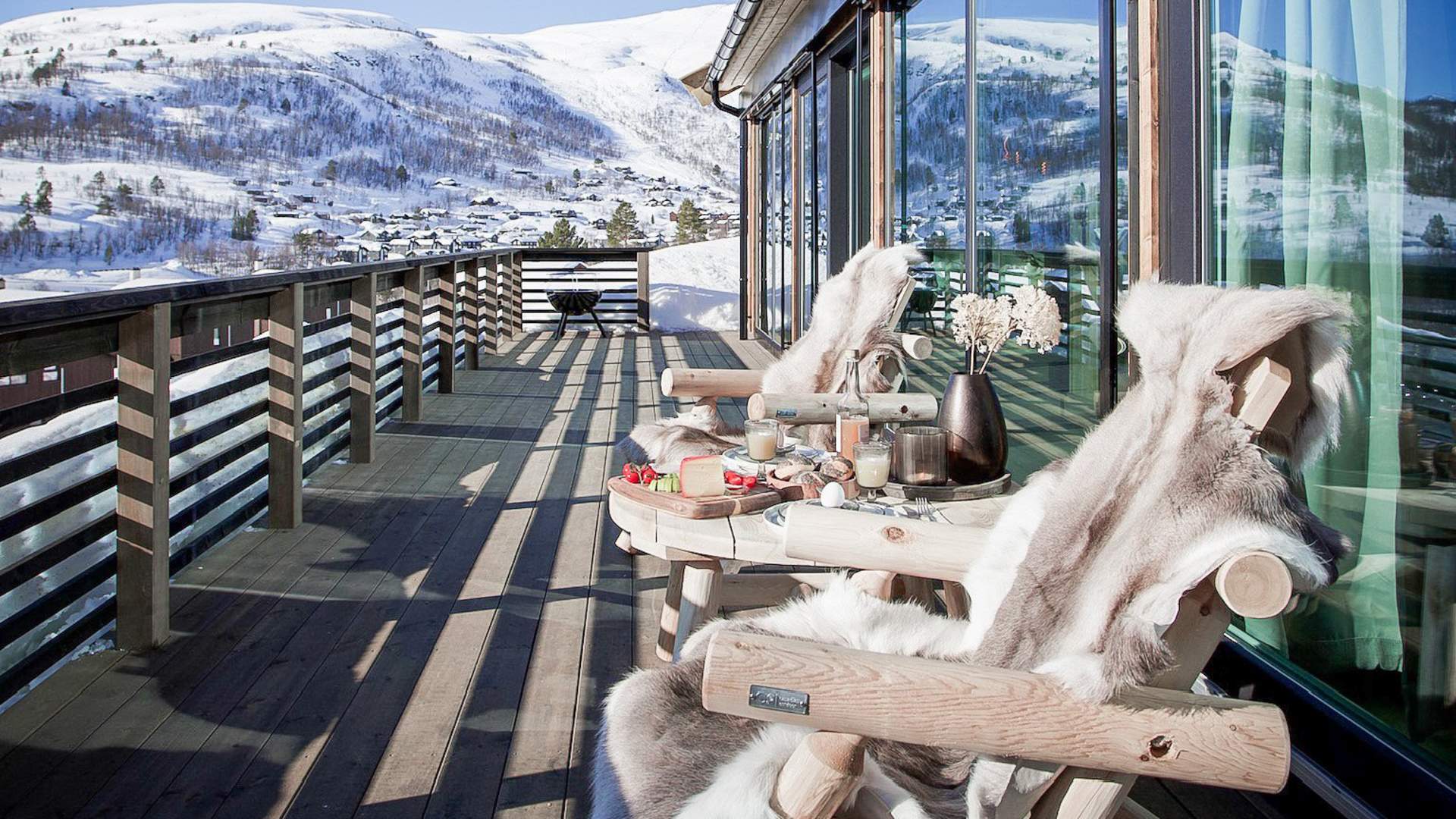 Bo komfortabelt i flotte hytter på Strandafjellet.
