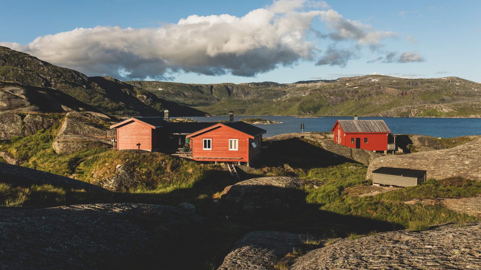 Løkjelsvatnhytta i Etnefjellet