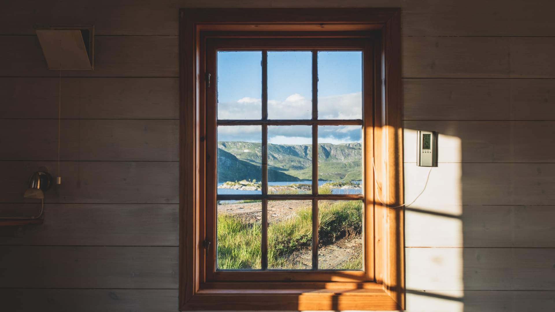 Løkjelsvatnhytta i Etnefjellet