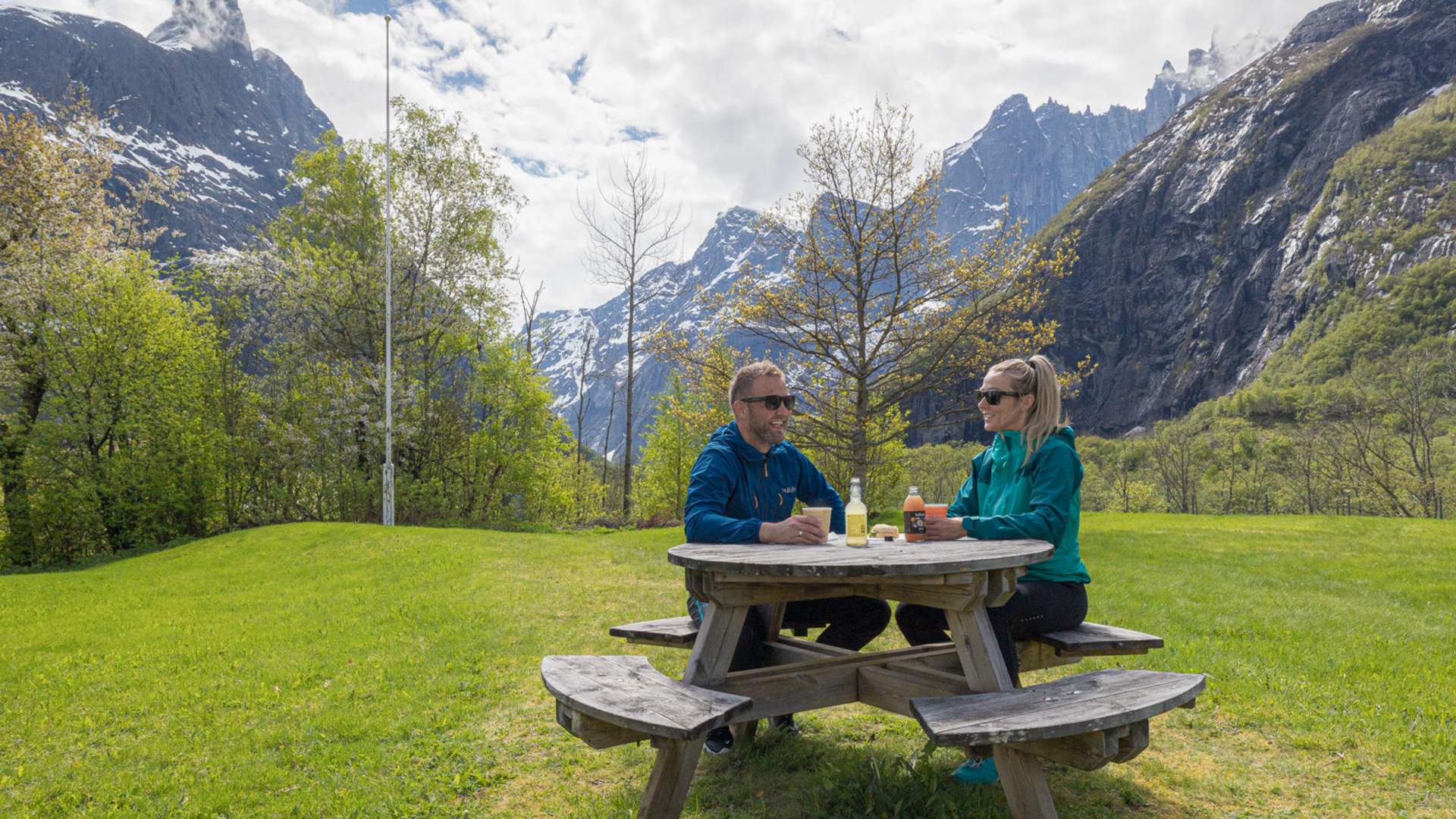 Electric bike trip to Trollveggen