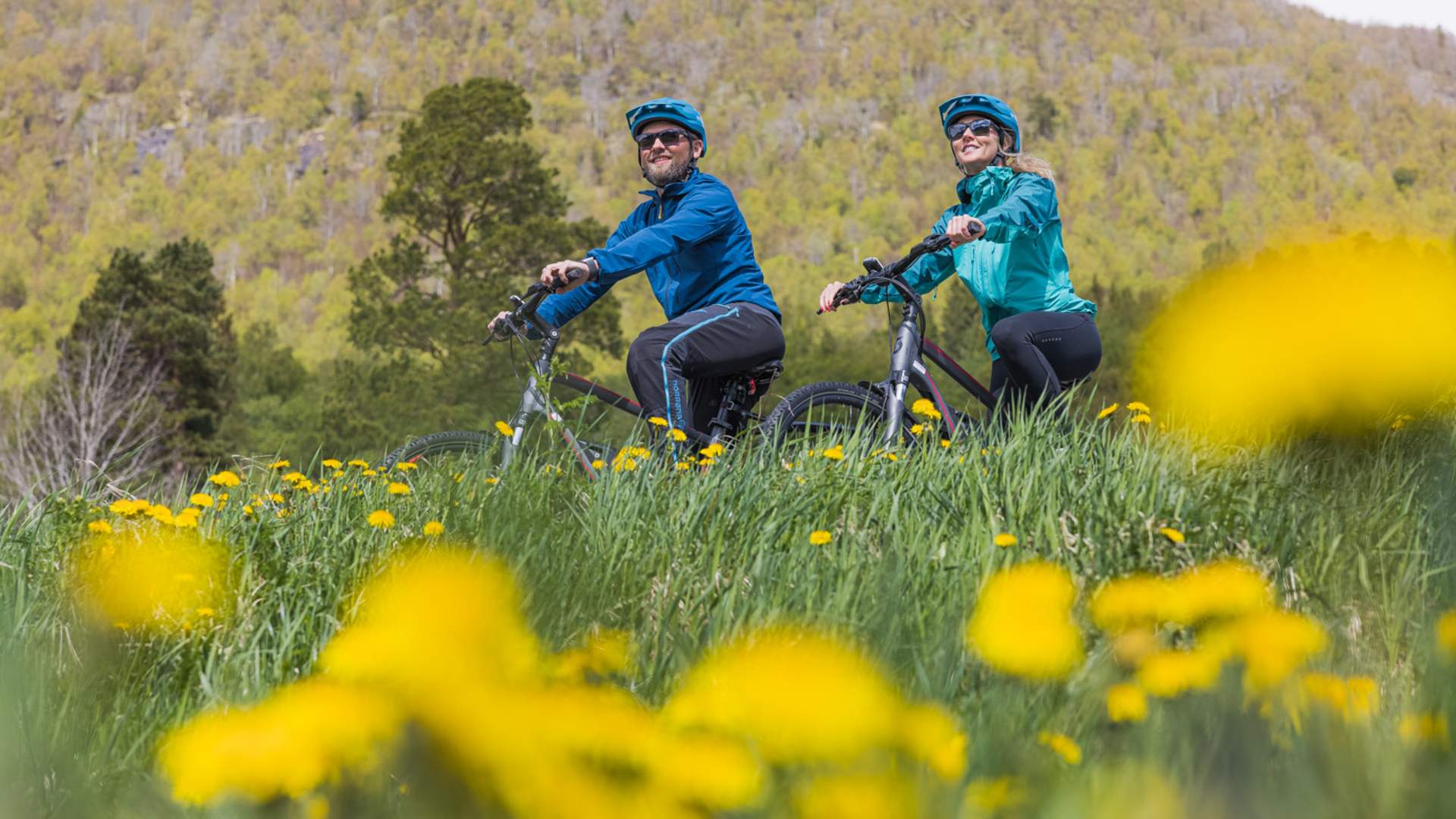 E-bike trip to Kolmanneset in Åndalsnes