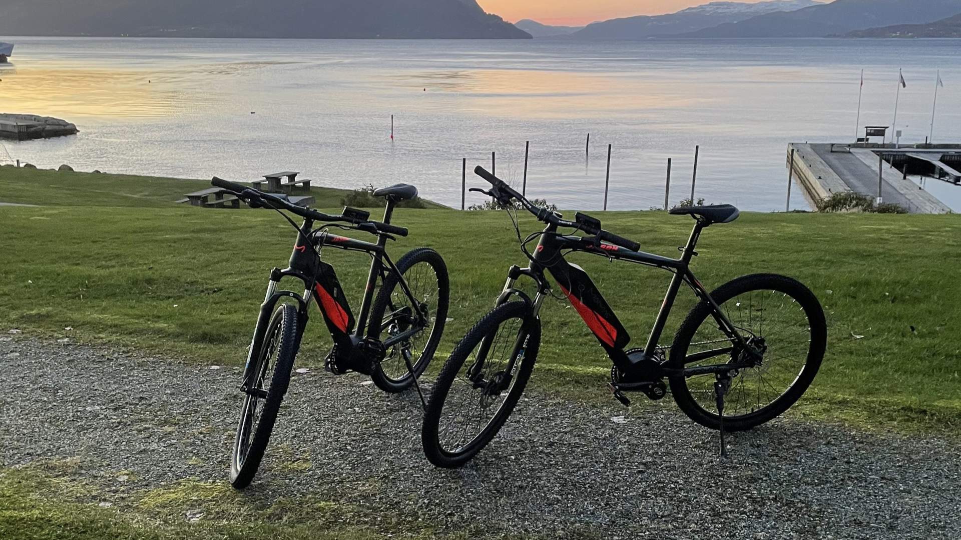 Bicycle rental at Smaken av Ryfylke in Hjelmeland