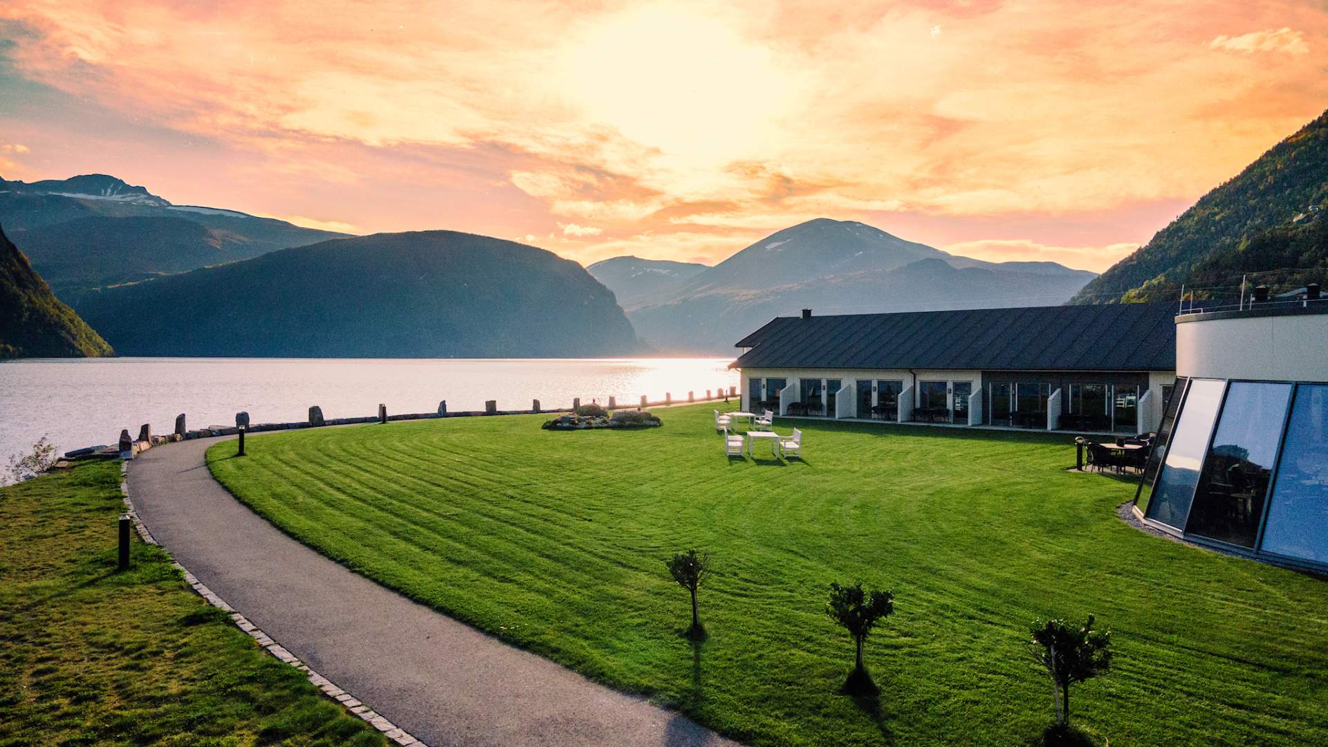 Valldal Fjordhotell by Classic Norway Hotels