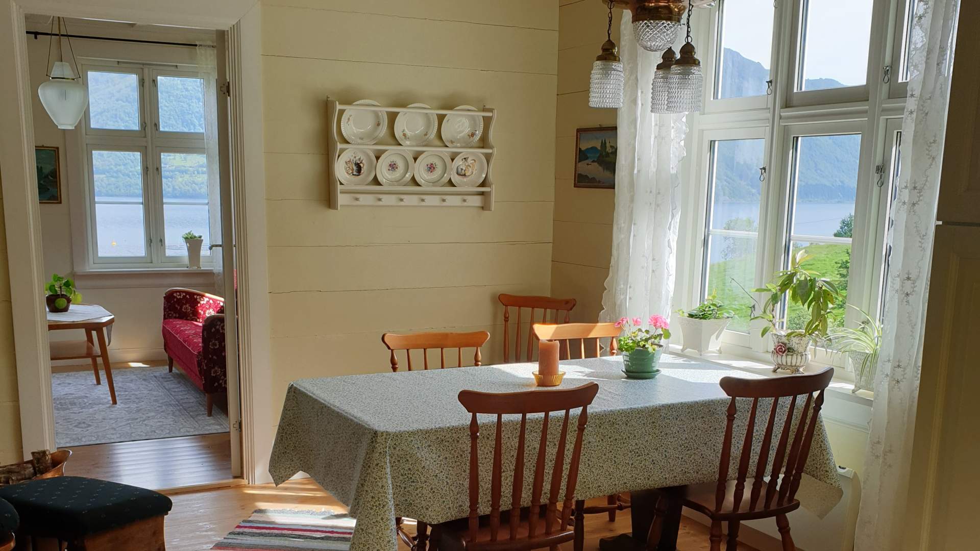 Fra kjøkenet i Feriehuset.