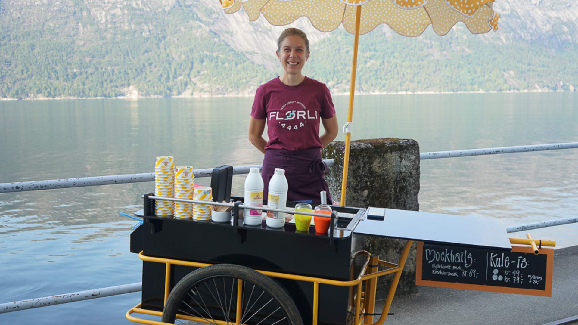 Café und Kiosk auf Flørli