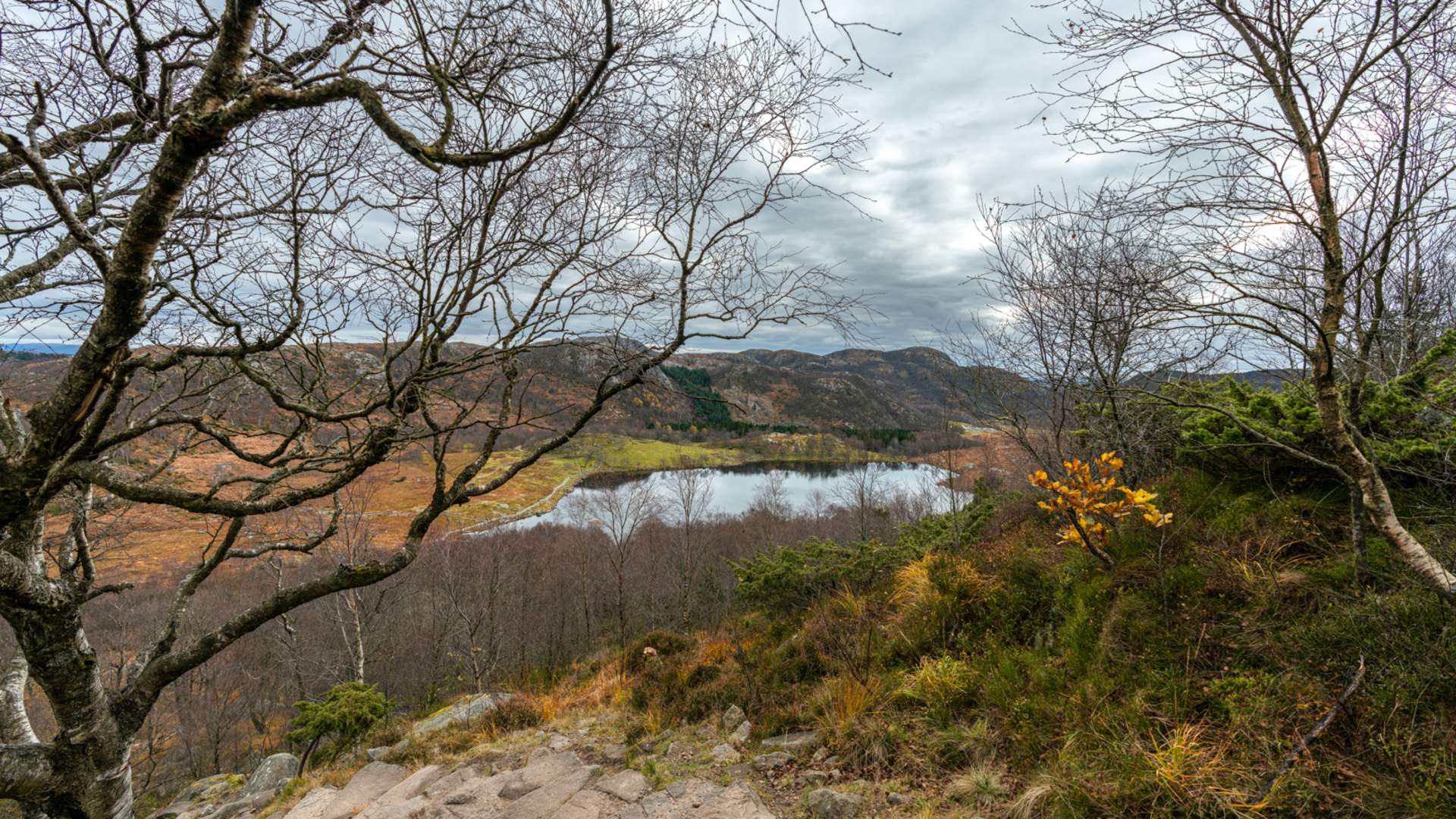 Hike to Månafossen and Dalsnuten