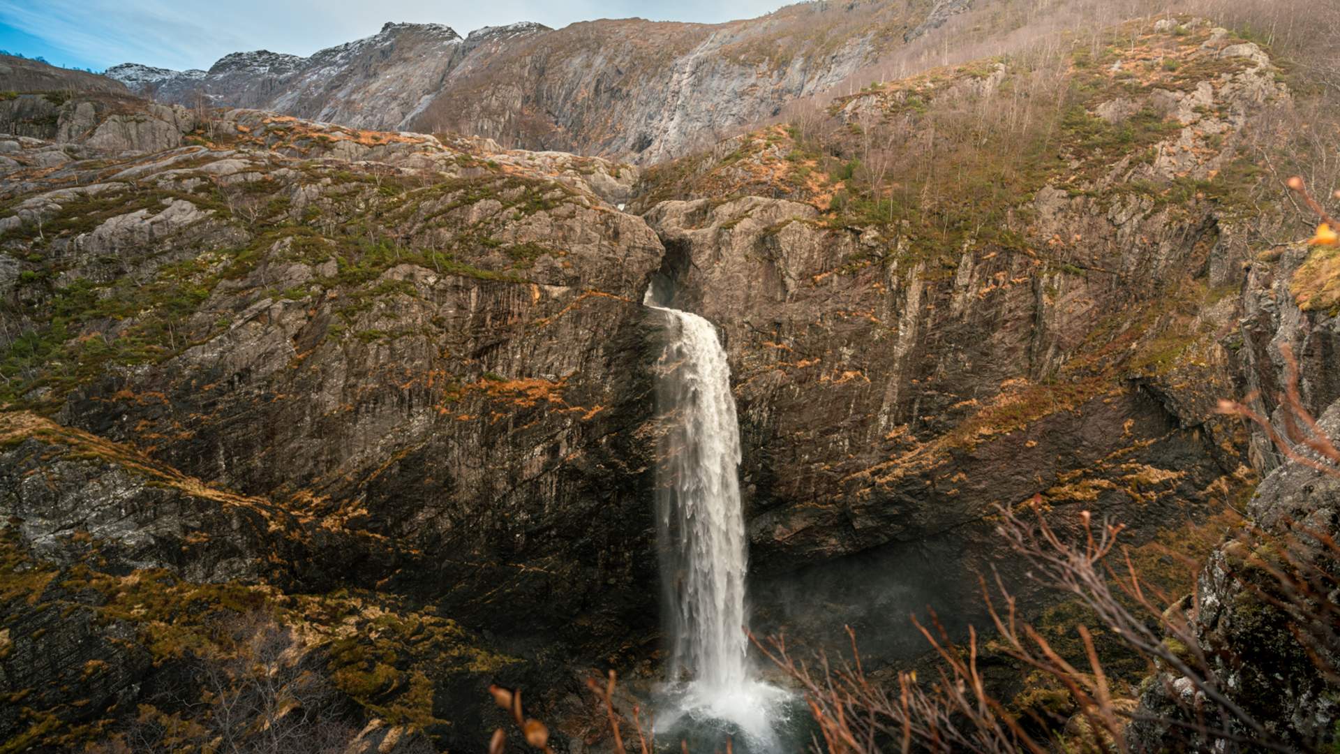 Hike to Månafossen and Dalsnuten