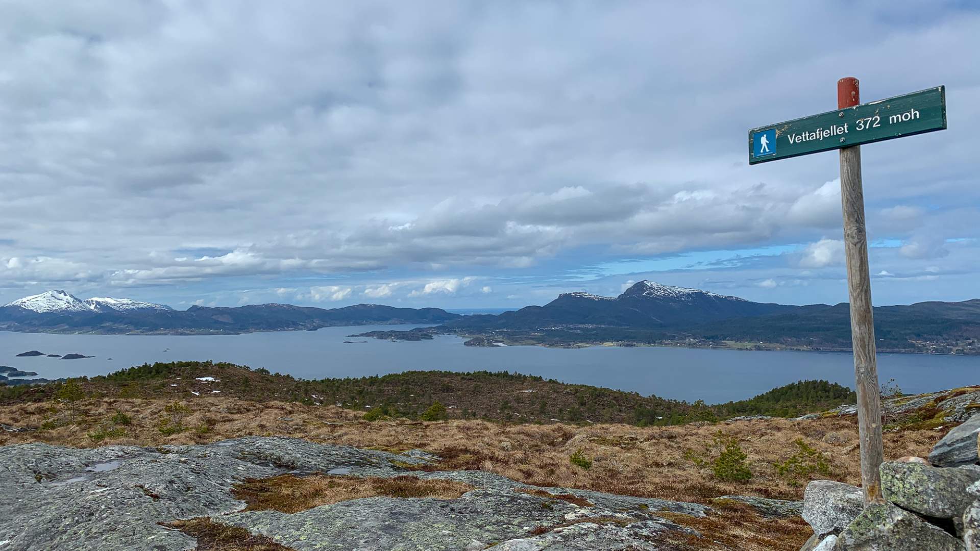 Fjelltur til Vettafjellet på Aspøya