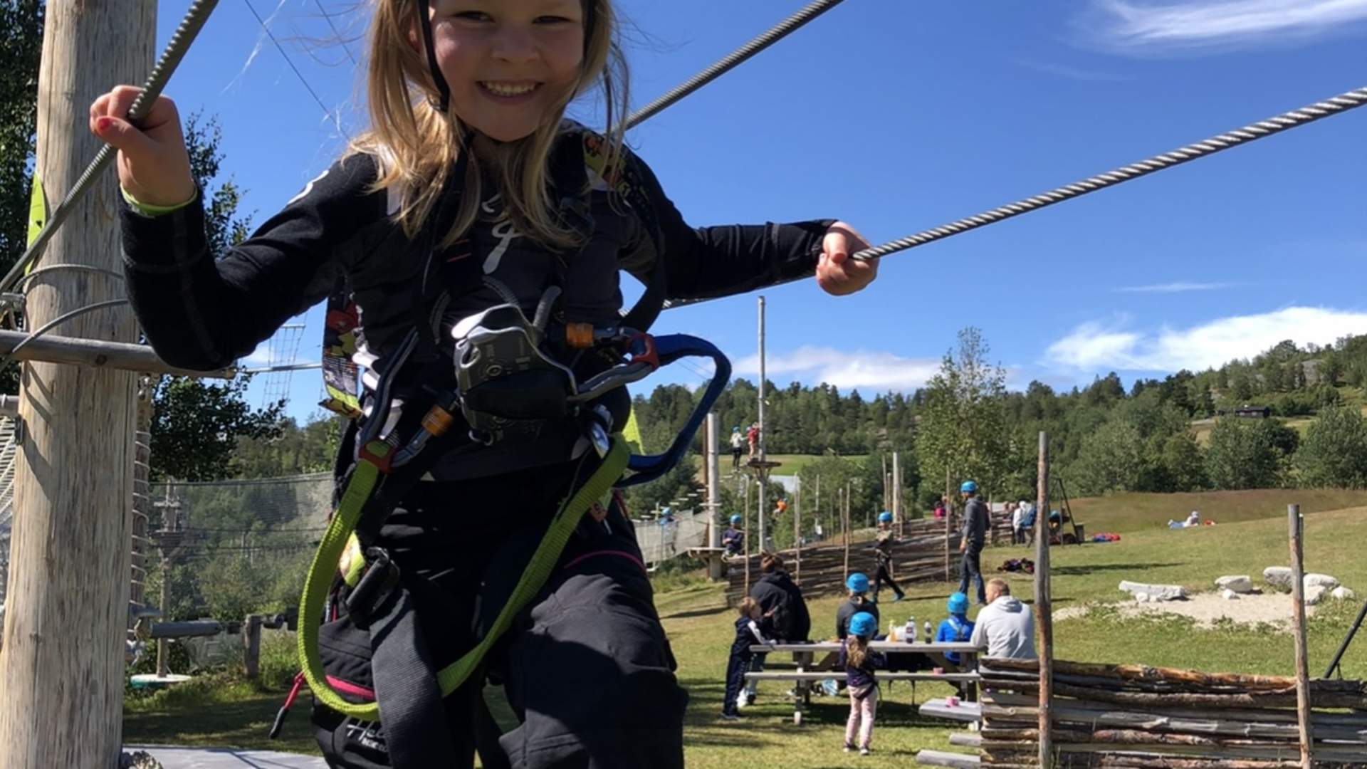 Høyt & lavt climbing park Bjorli