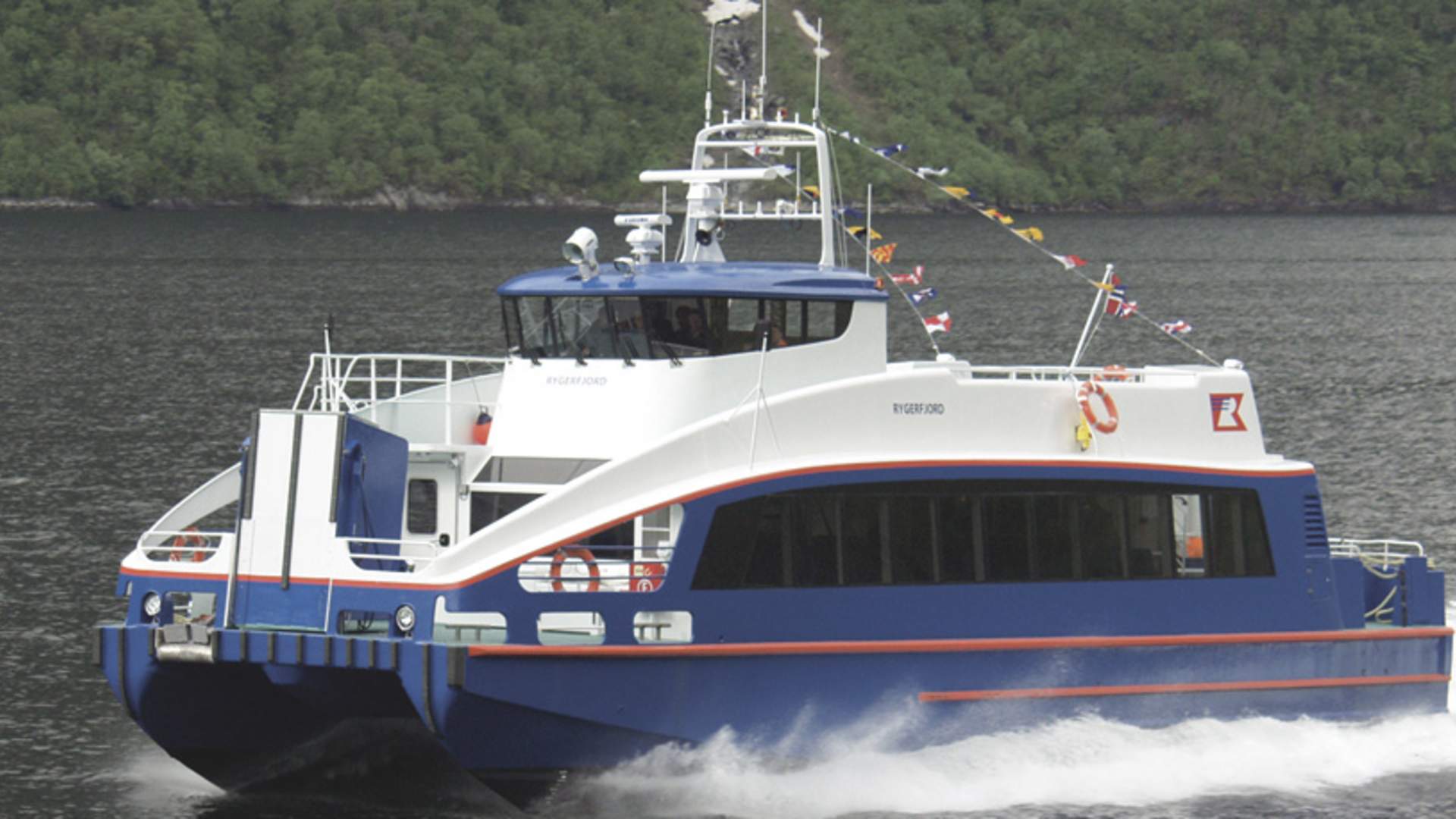 Fähre auf dem Lysefjord (Lysebotn-Forsand-Lauvvik)