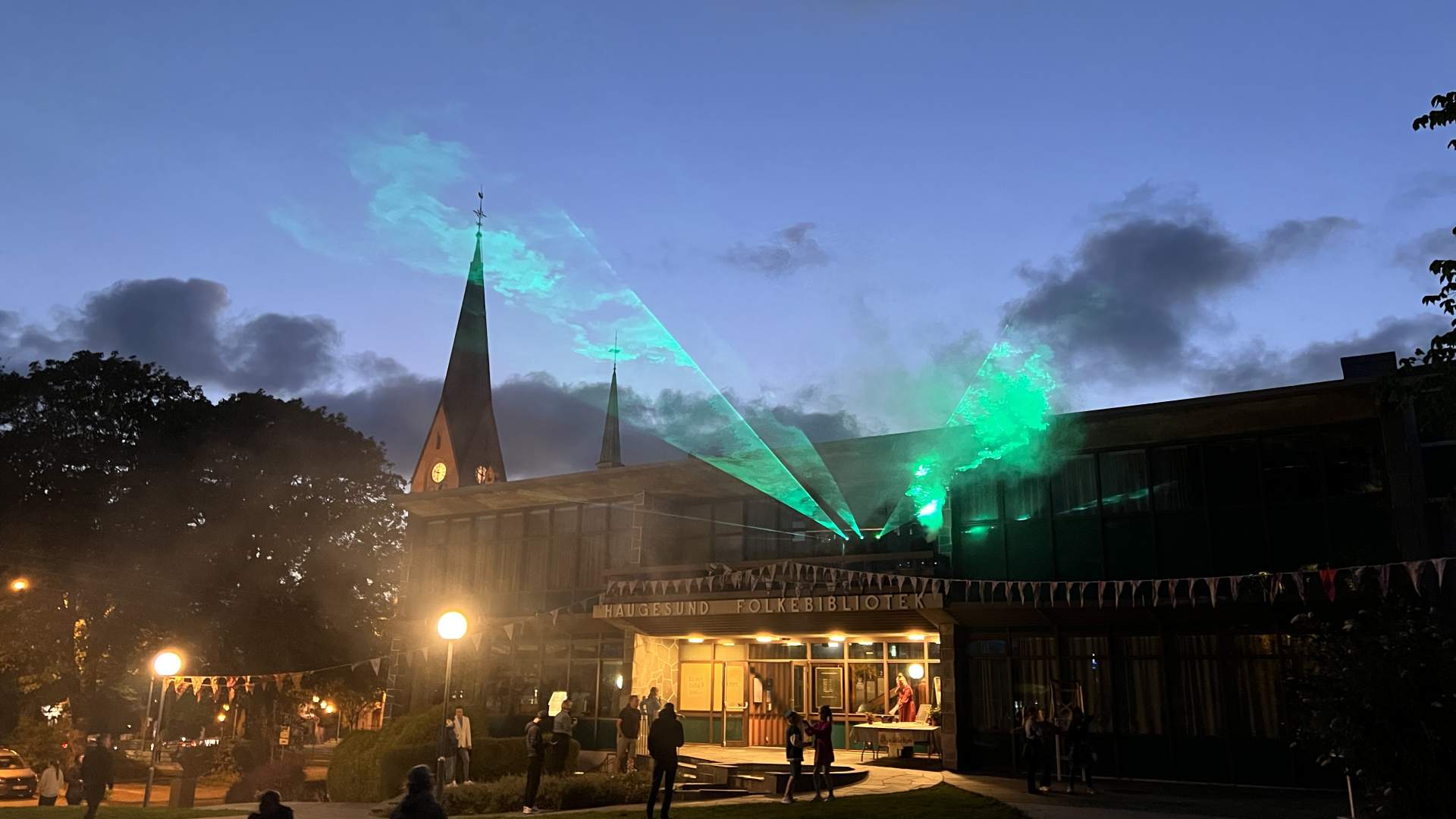 Pyro show i regi avJakob Hatteland Kjemi