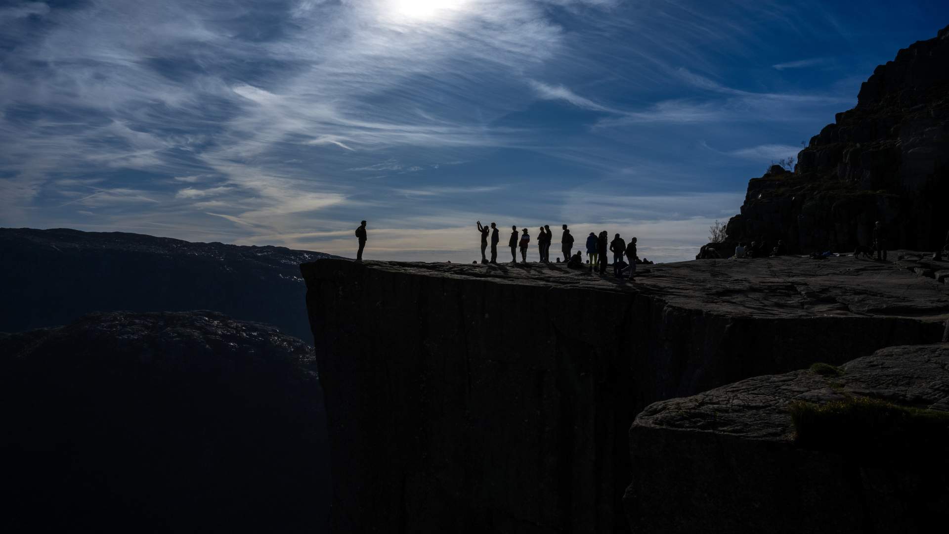 Guided hike to Preikestolen