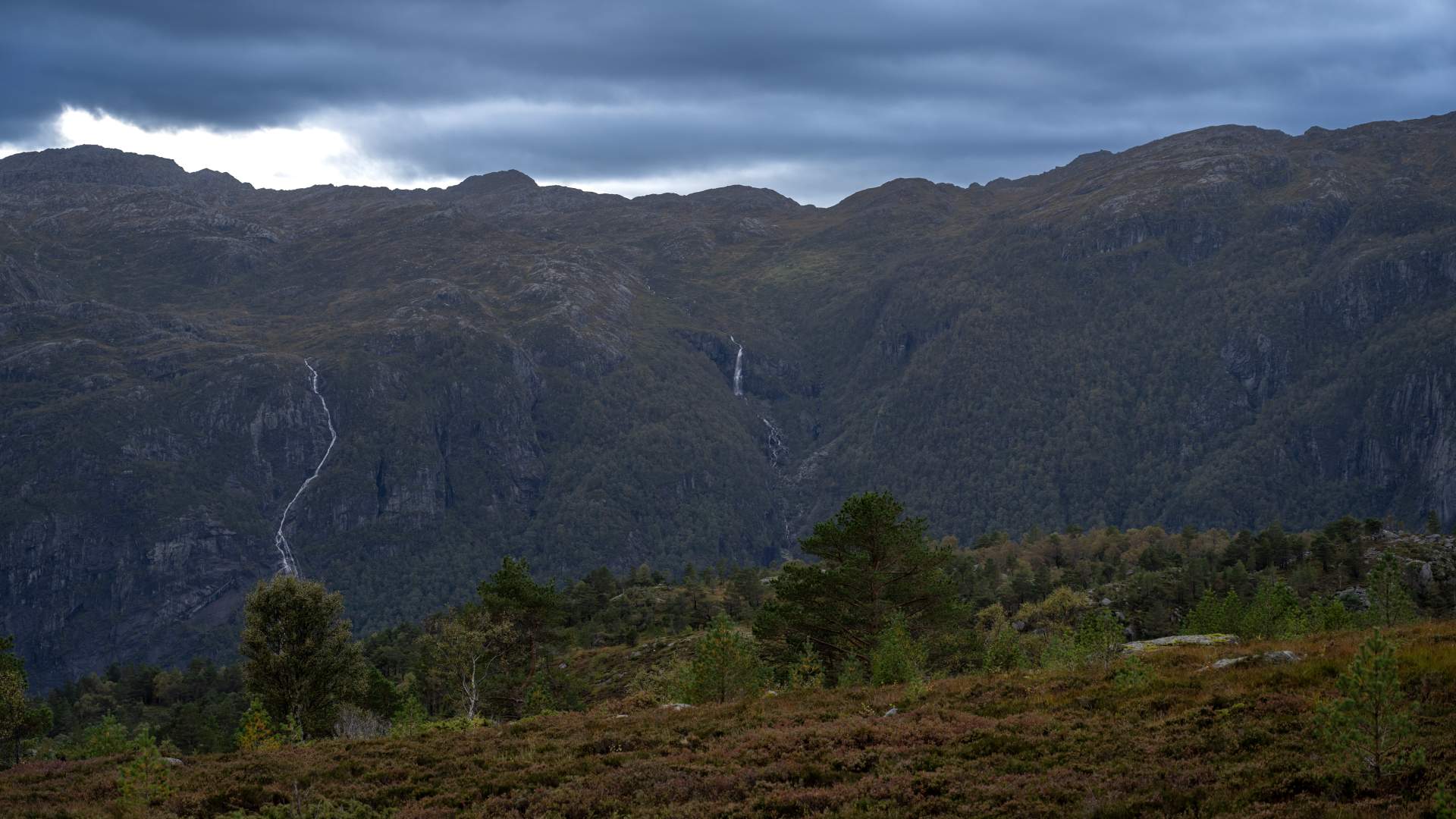 Hike to Ramnstoknuten