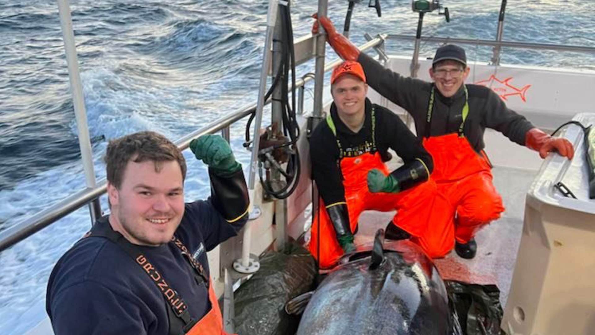 Gjengen har fått god fangst!