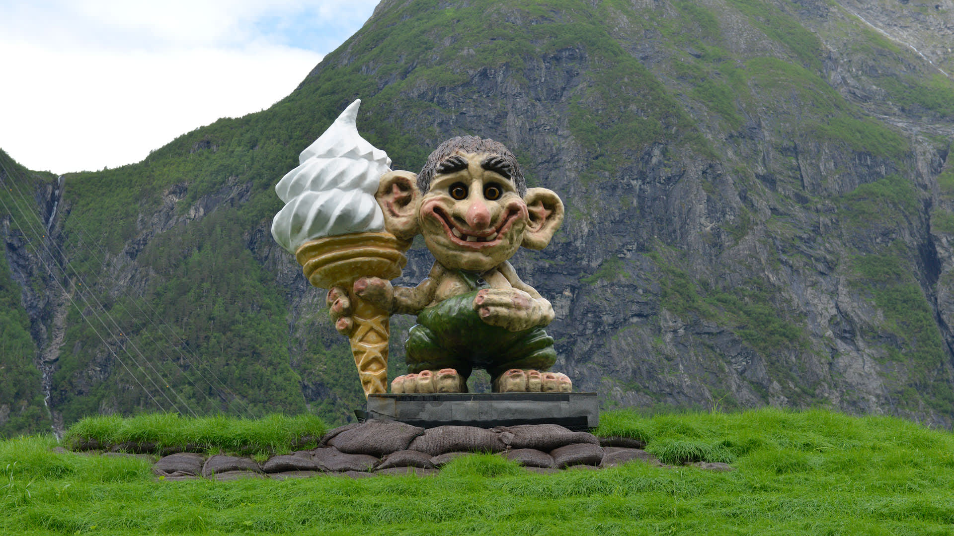 Trollstigen Gjestegård Kafé
