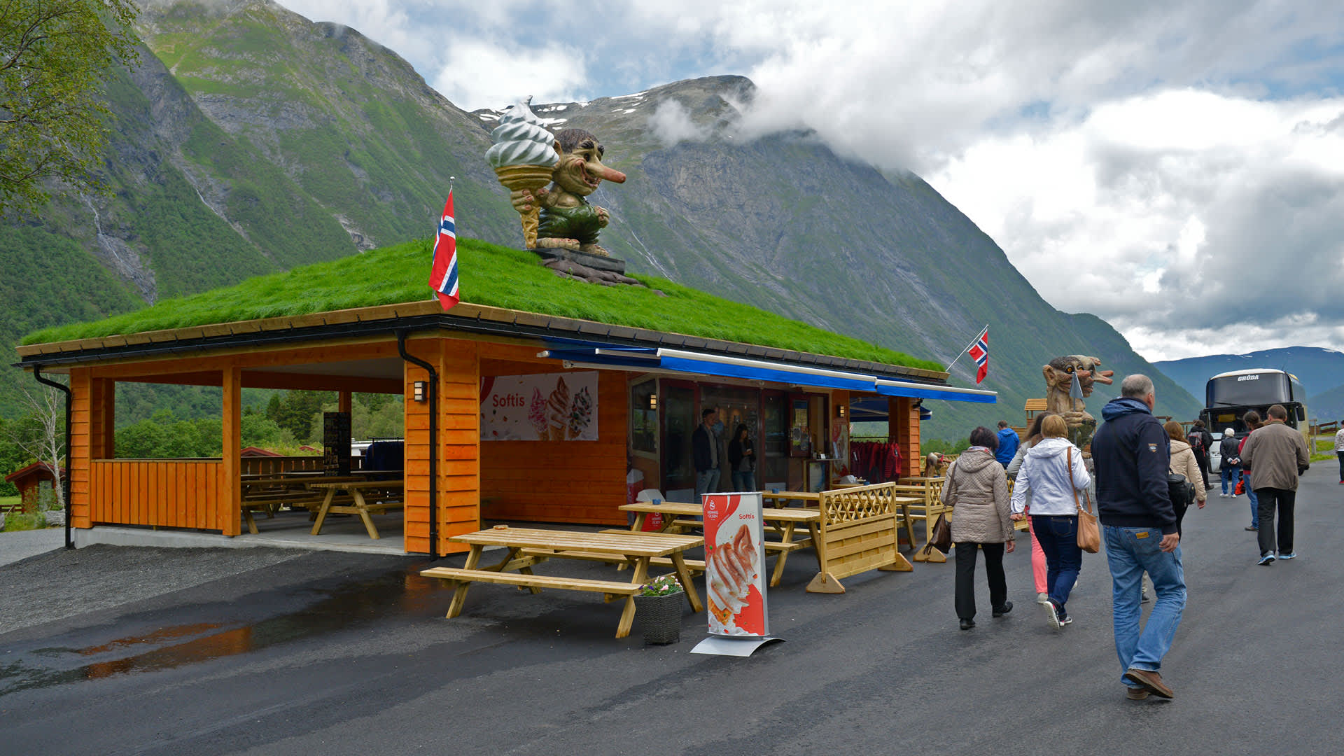 Trollstigen Gjestegård Kafé