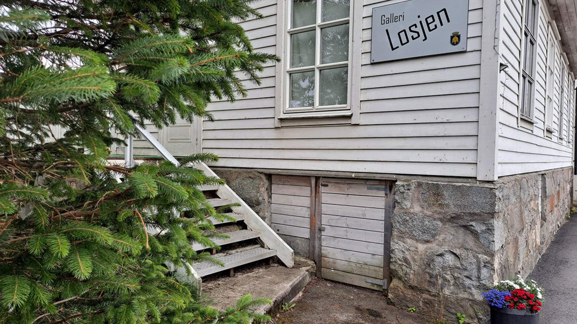 Inngangspartiet ved Galleri Losjen