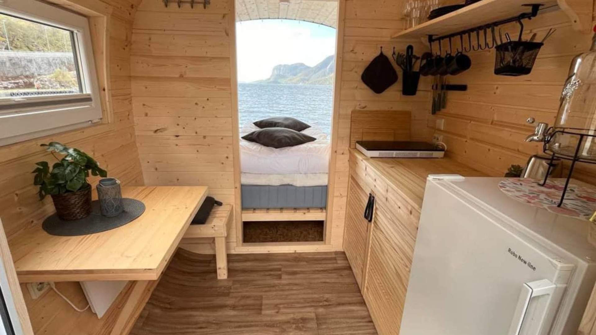 Overnatting hos Dirdalstraen Gardsutsalg