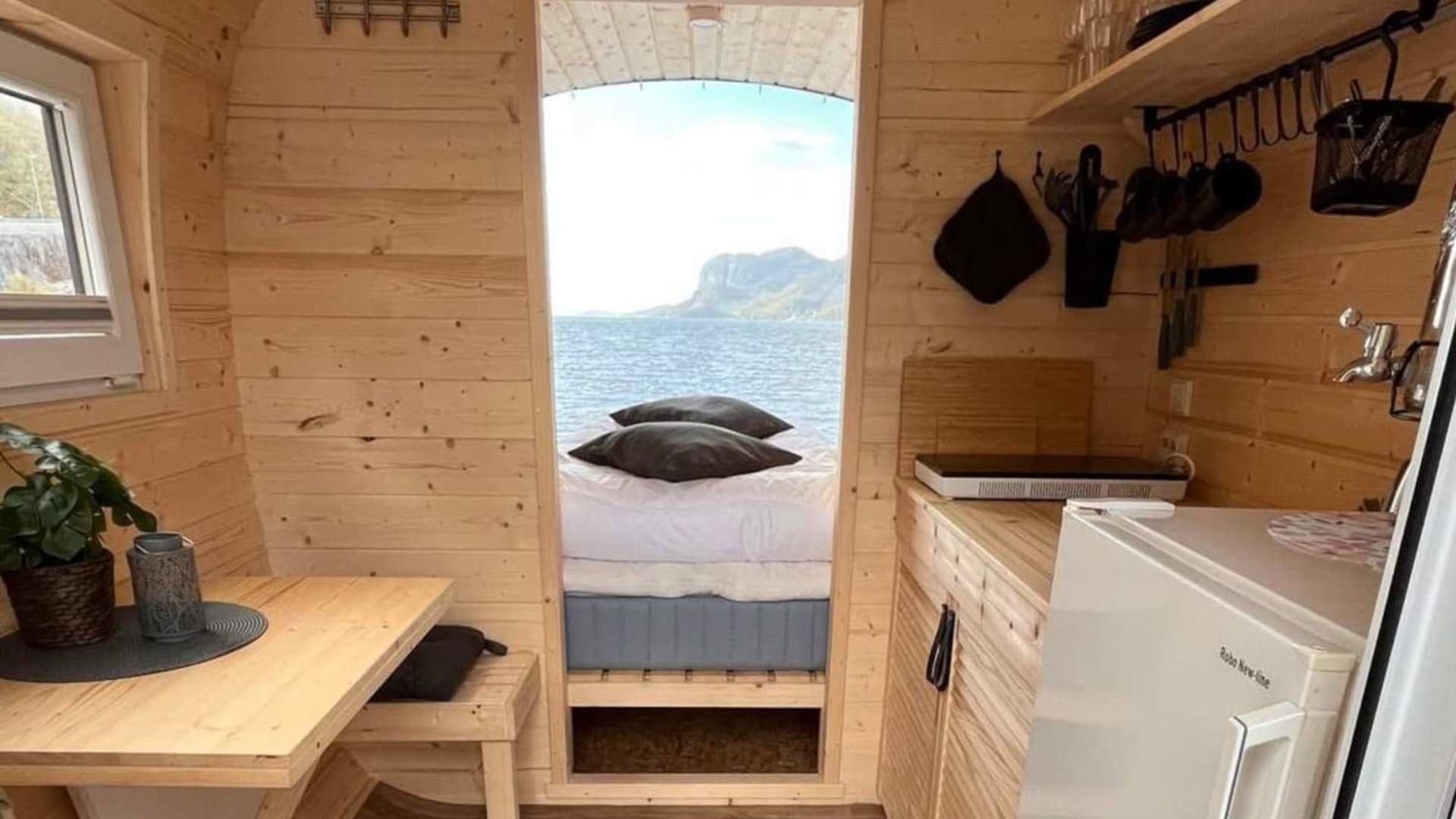 Overnatting hos Dirdalstraen Gardsutsalg