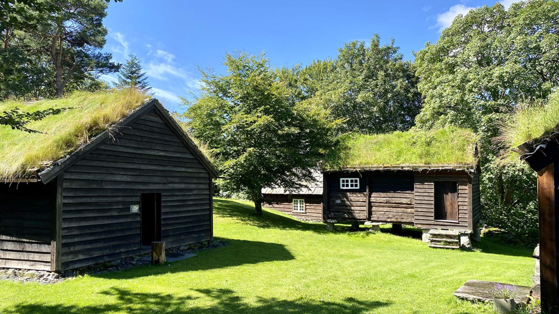 Mange flotte hus samla på Sunnhordlandstunet