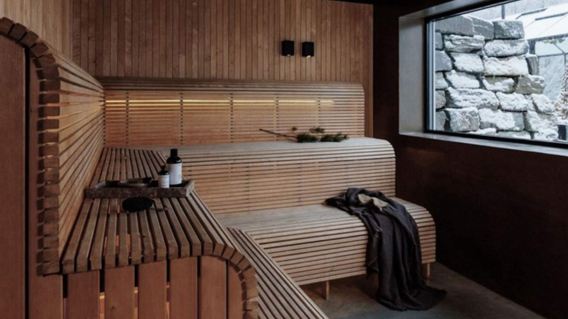 Koble av med et besøk i hotellets sauna.