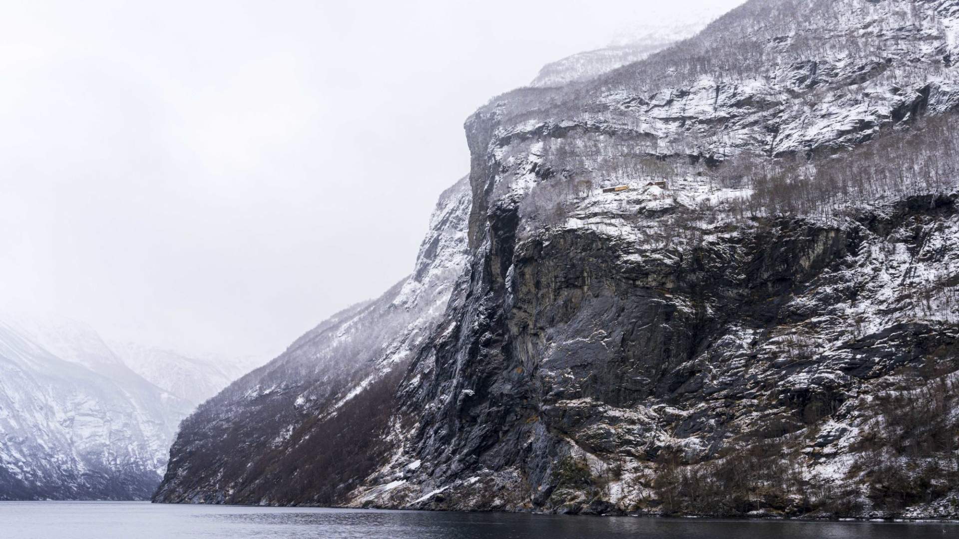 Fossen: Dei sju systrene