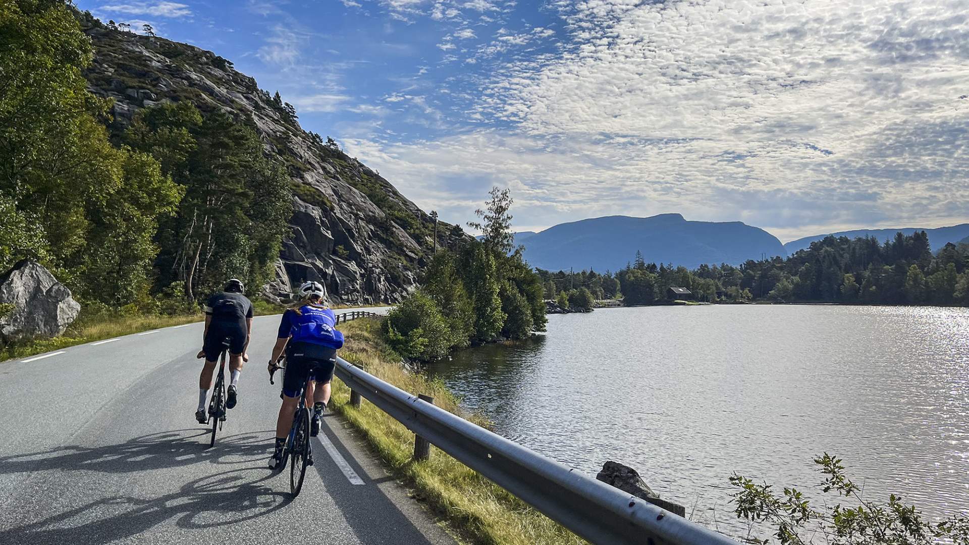 Tre syklister på tur