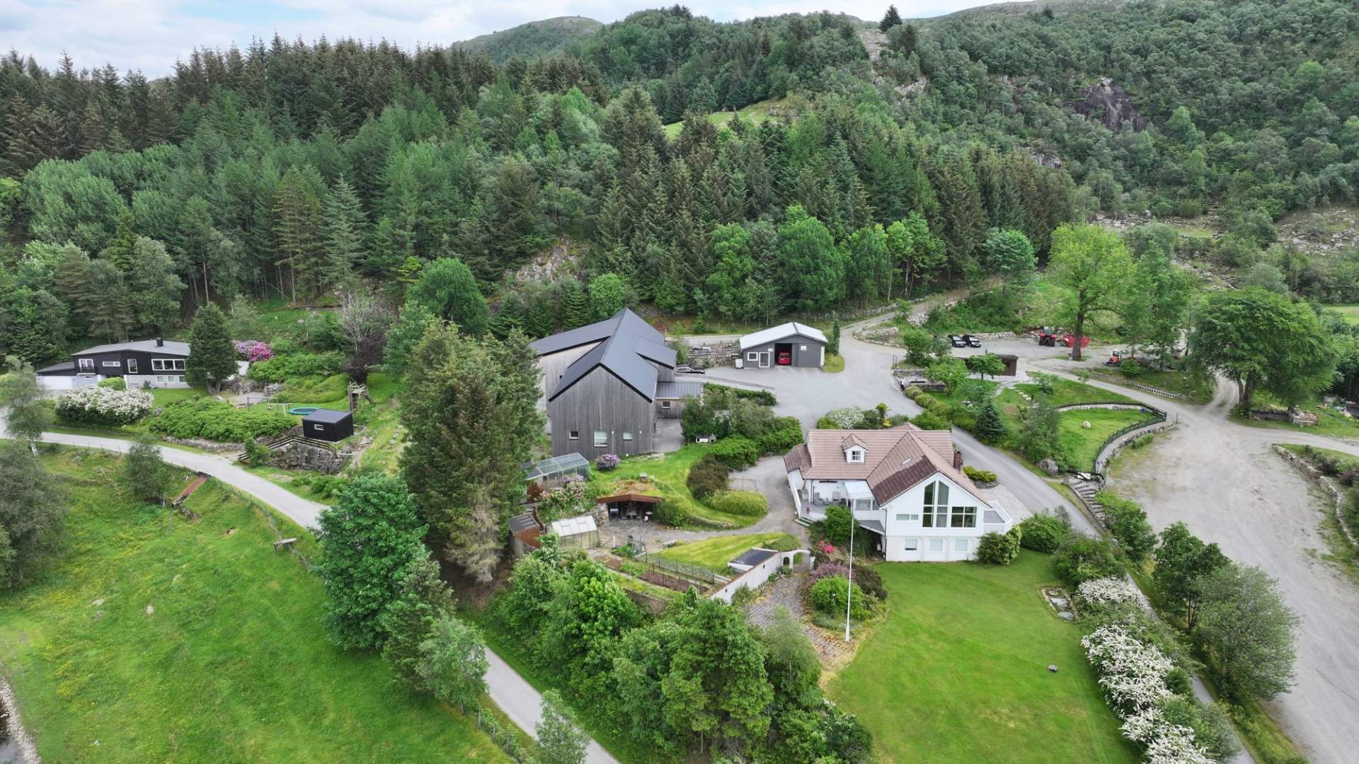 Woodling designklær - strikk og ull